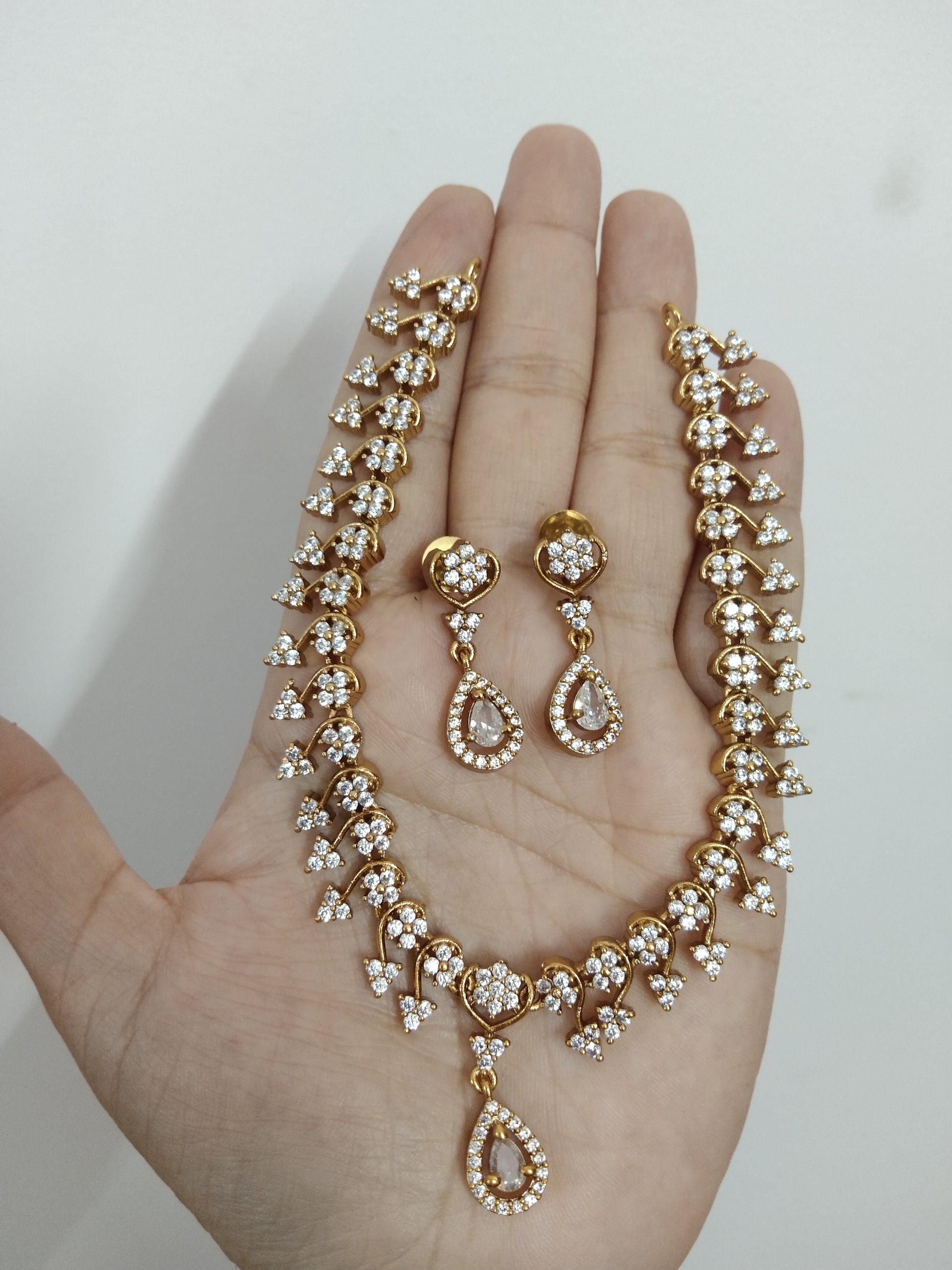 AD Stone Necklace V4