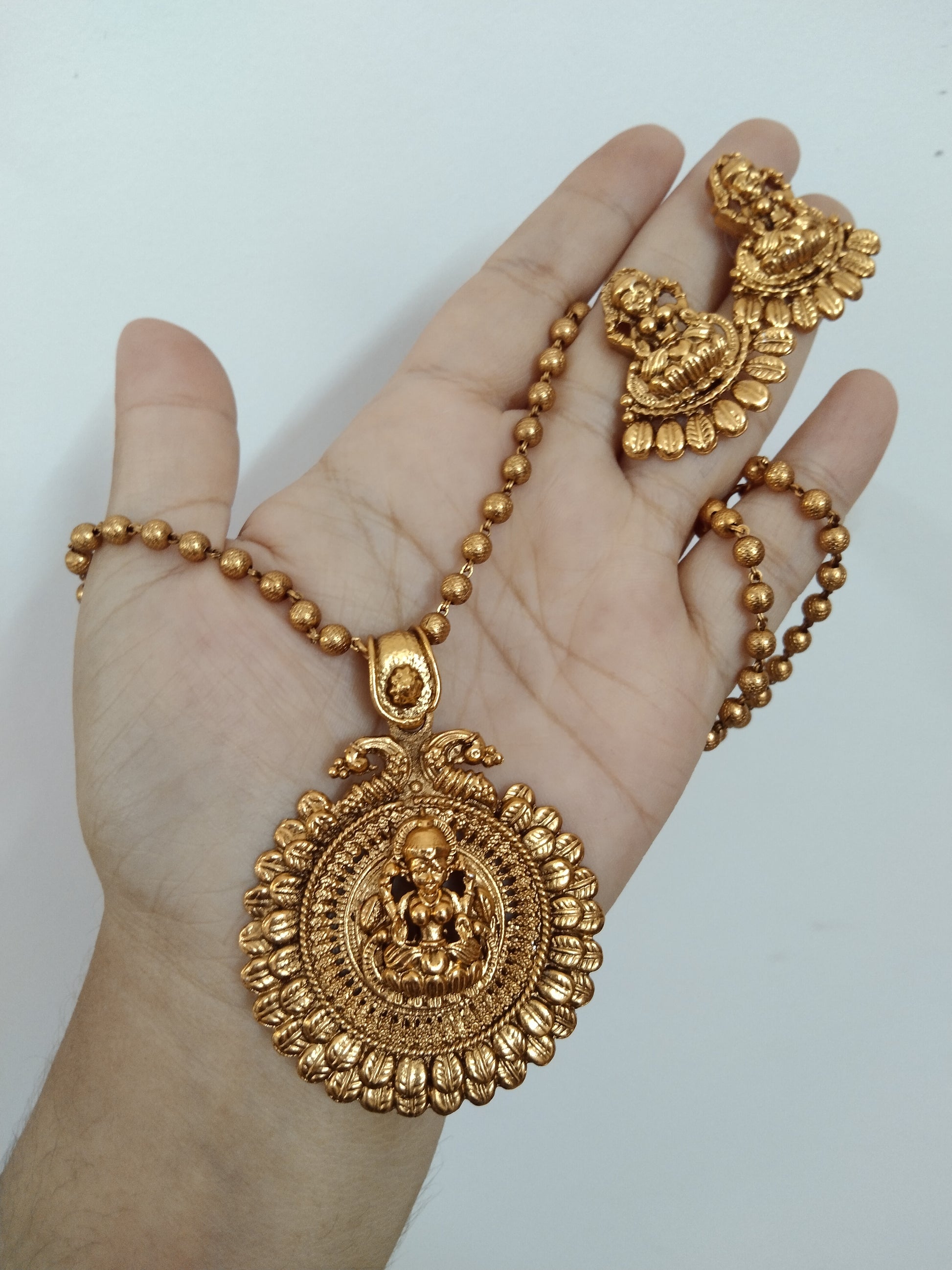 Lakshmi Pendant Necklace Chain V2