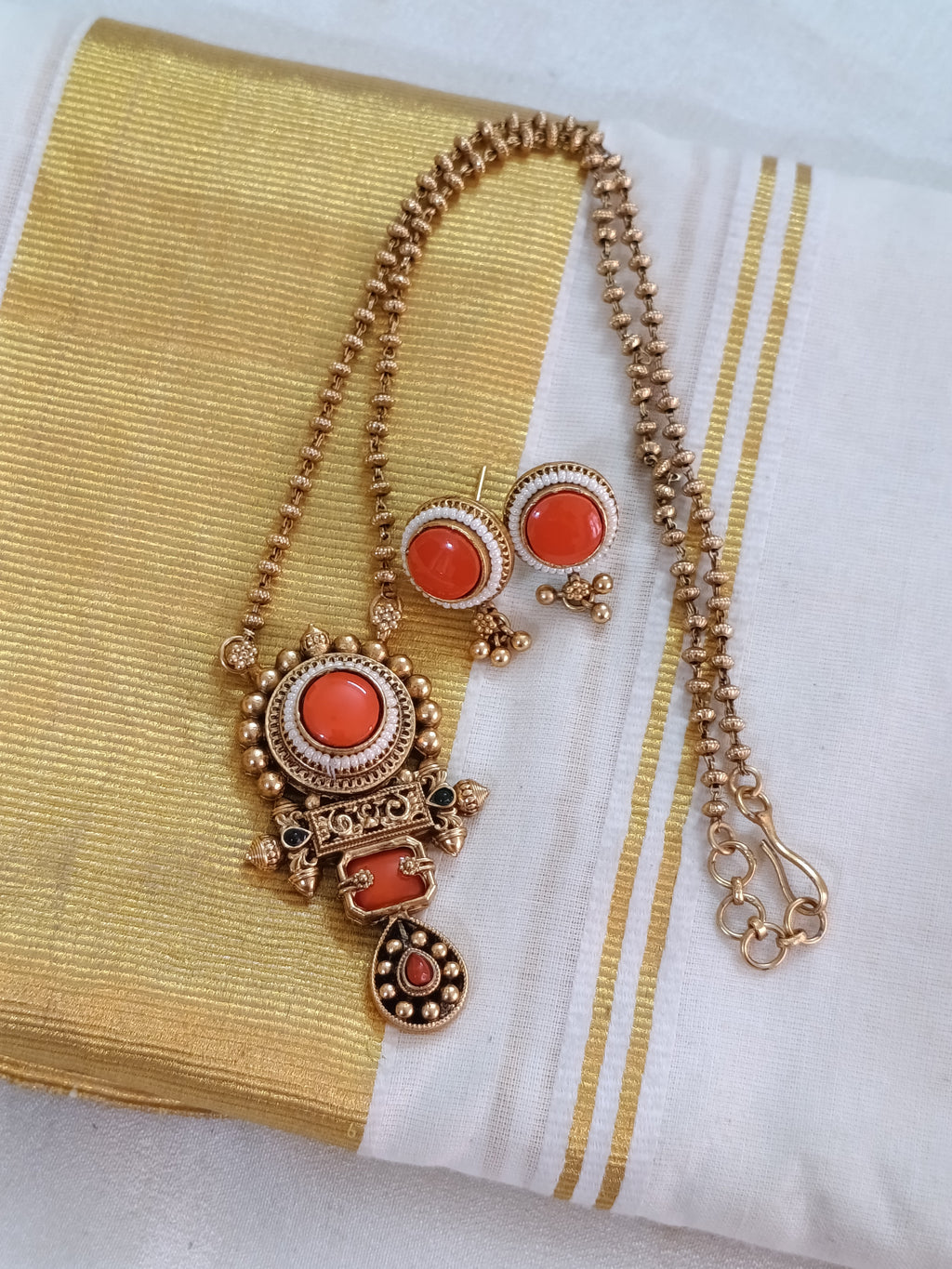 Coral Pendant Mid Long Necklace Set V265