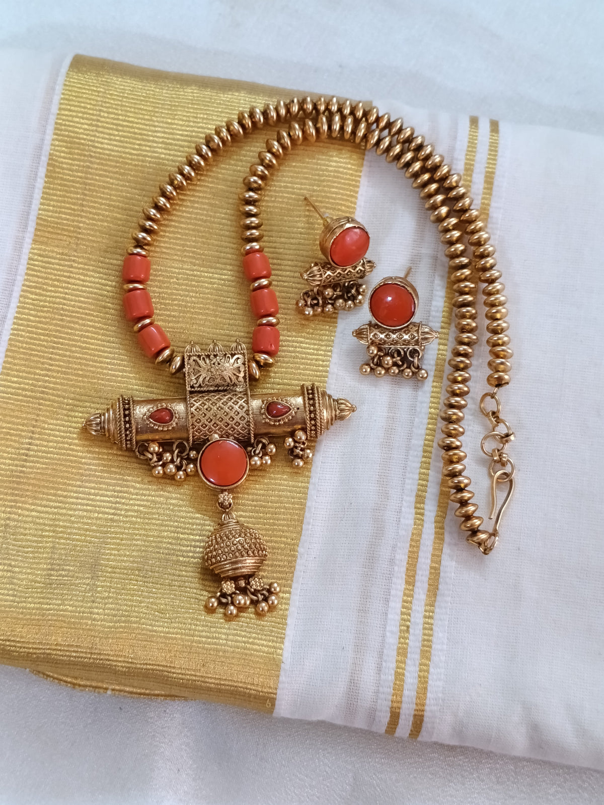 Coral Pendant Mid Long Necklace Set V262
