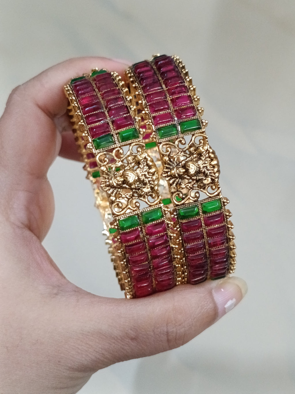 Lakshmi Kemp Stone Bangles Of 2 V265