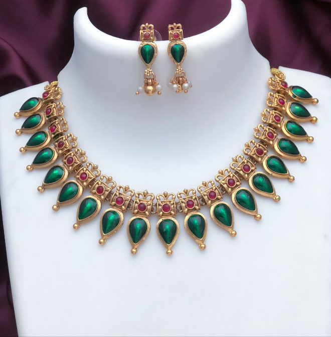 Nagapadam Necklace V4