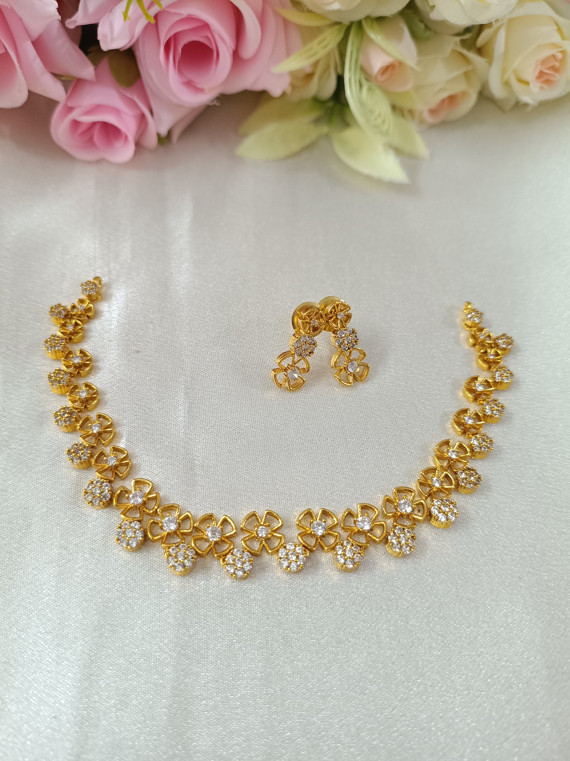 AD flower Necklace V2