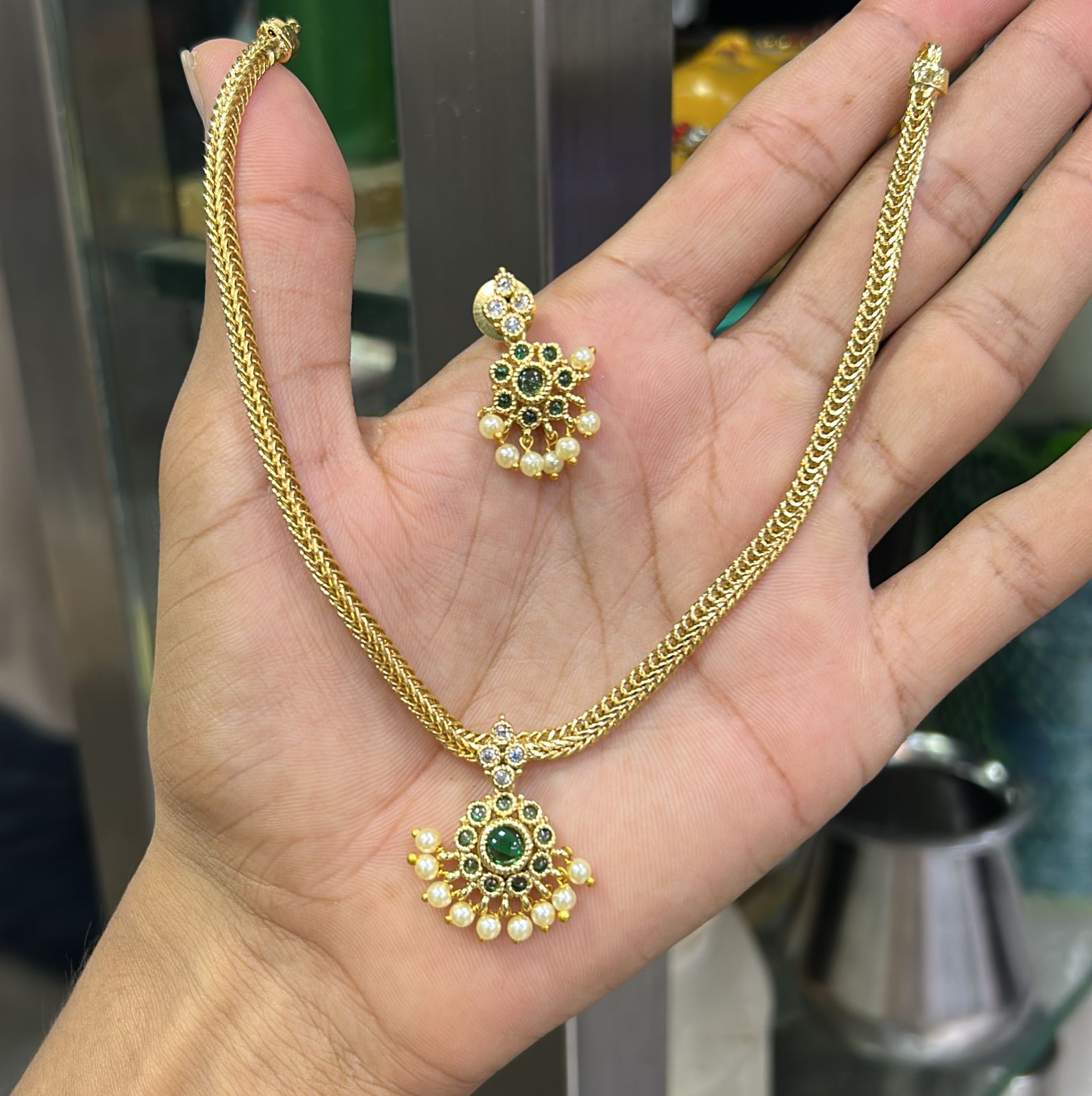 Celebrity Inspired Attigai
