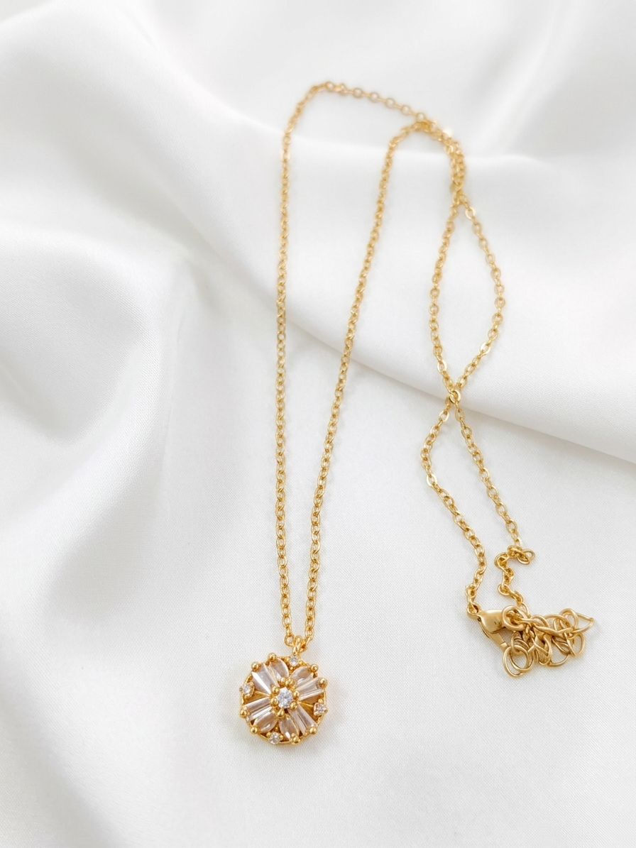 AD Flower Pendant Necklace Set
