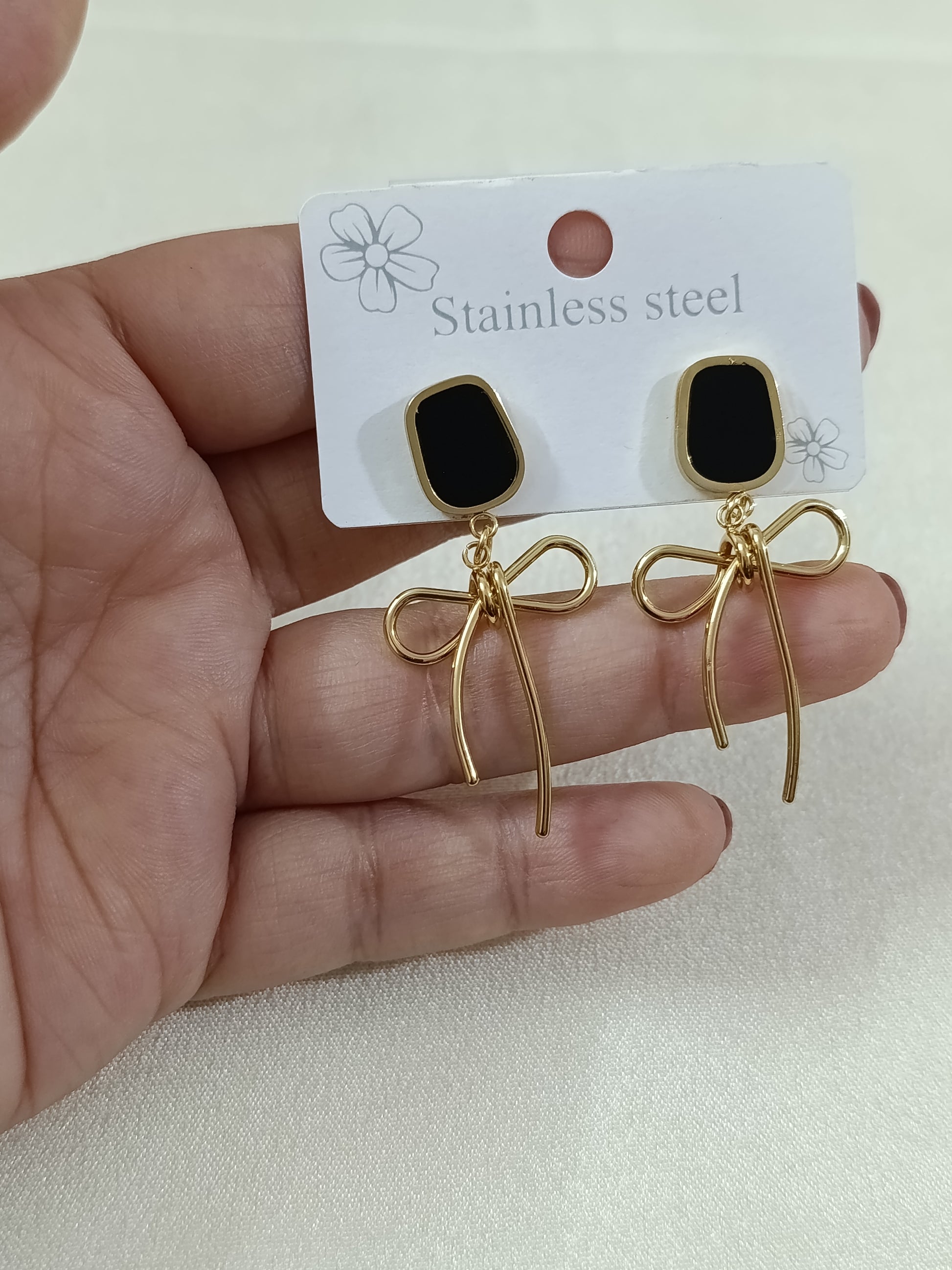 Bow Drop Earring
