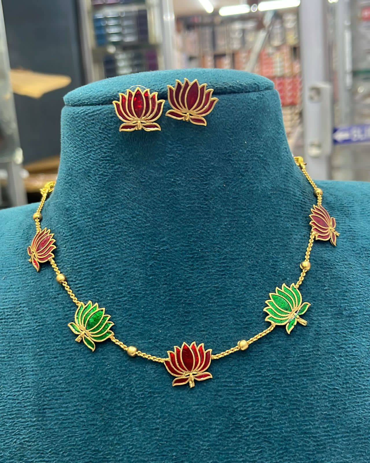 Manju Warrier Inspired Lotus Meroon - Green Combo Necklace