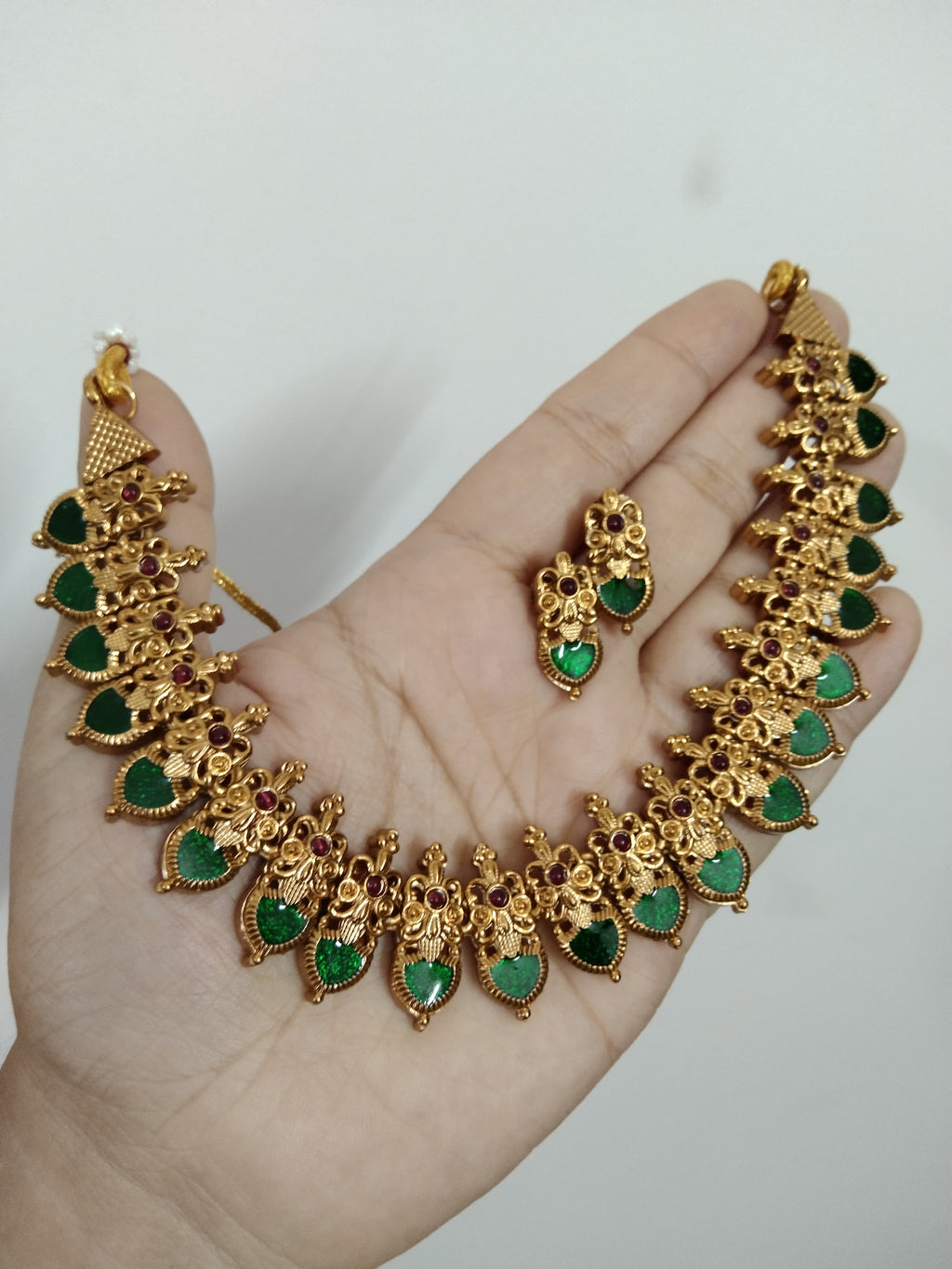 Sreemukhi Necklace