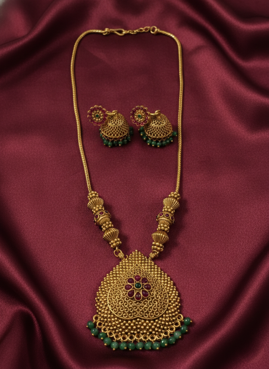 Non Idol Pendant Mid Long Necklace Set