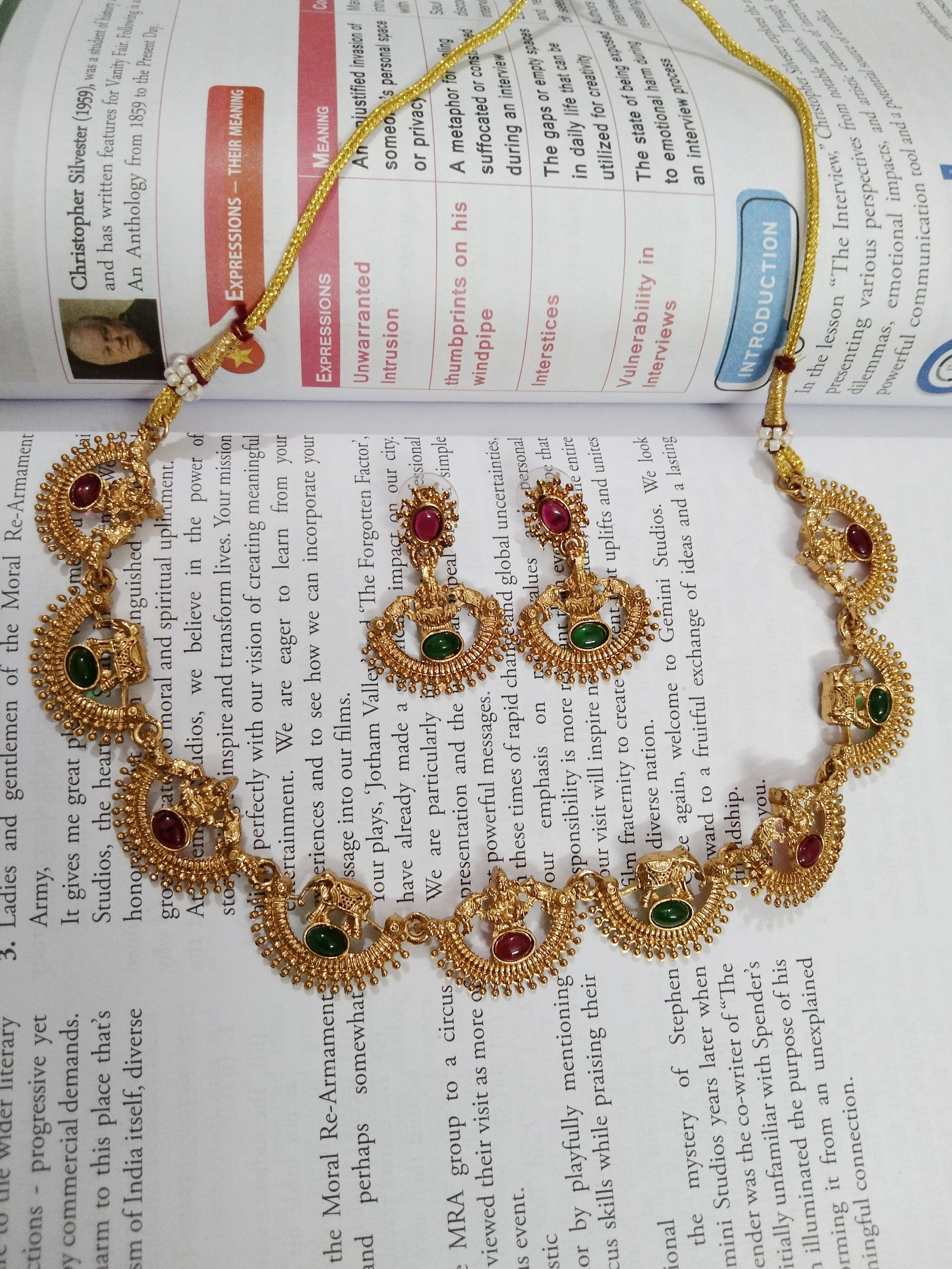 Matte Finish Necklace Set V10