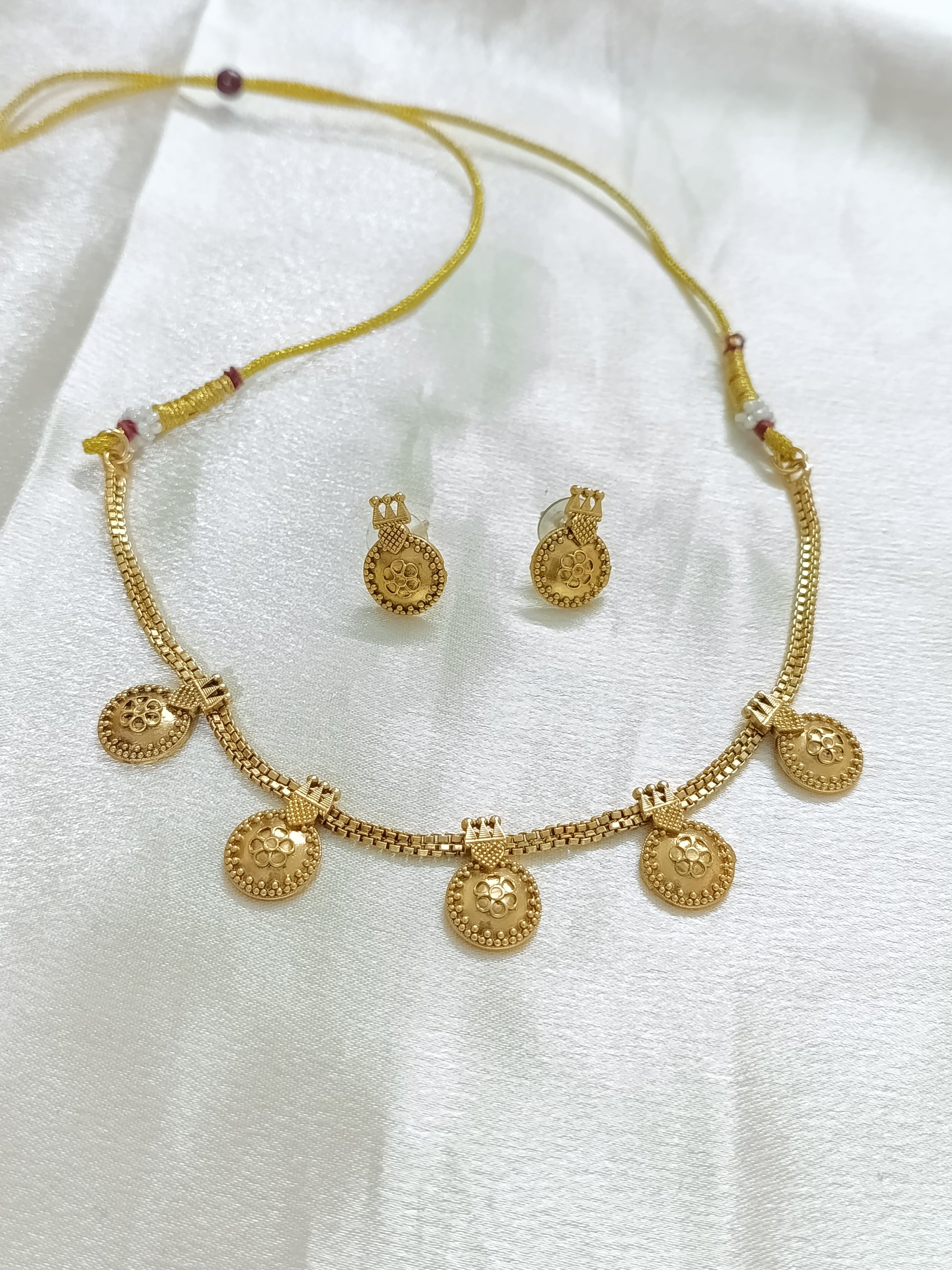 Low Budget Non Idol Necklace Set V2