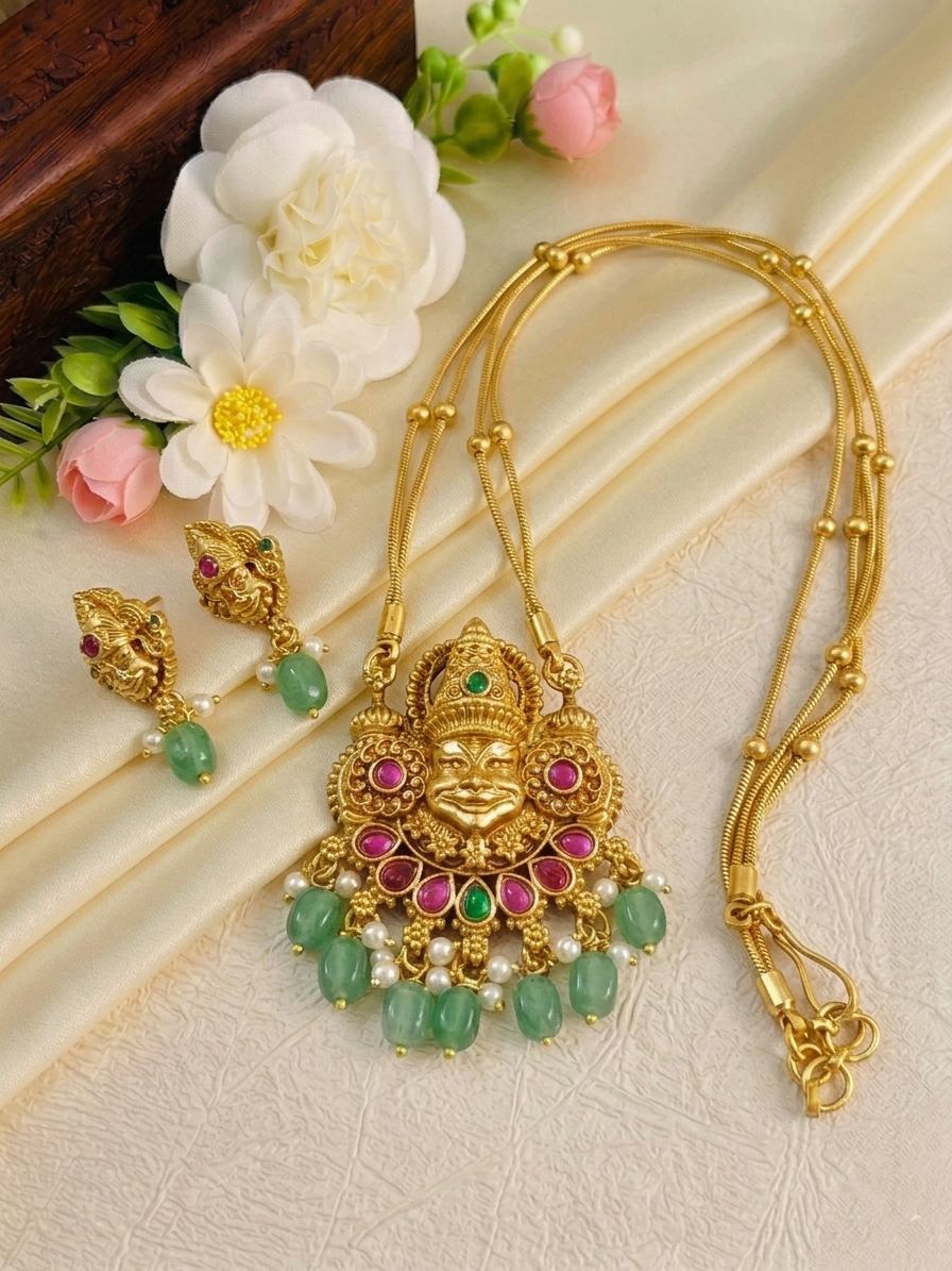 Kathakali Pendant Necklace Set V1