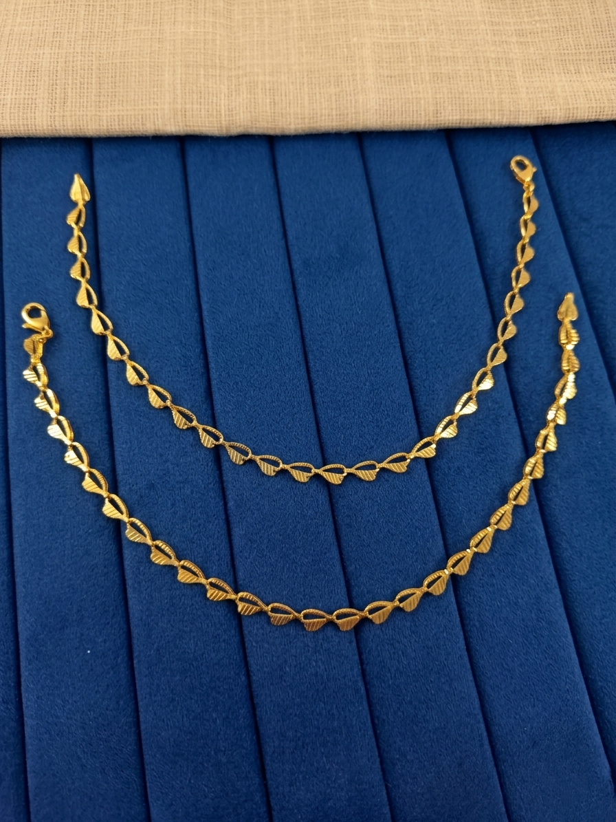 Matte Finish Fushion Anklet