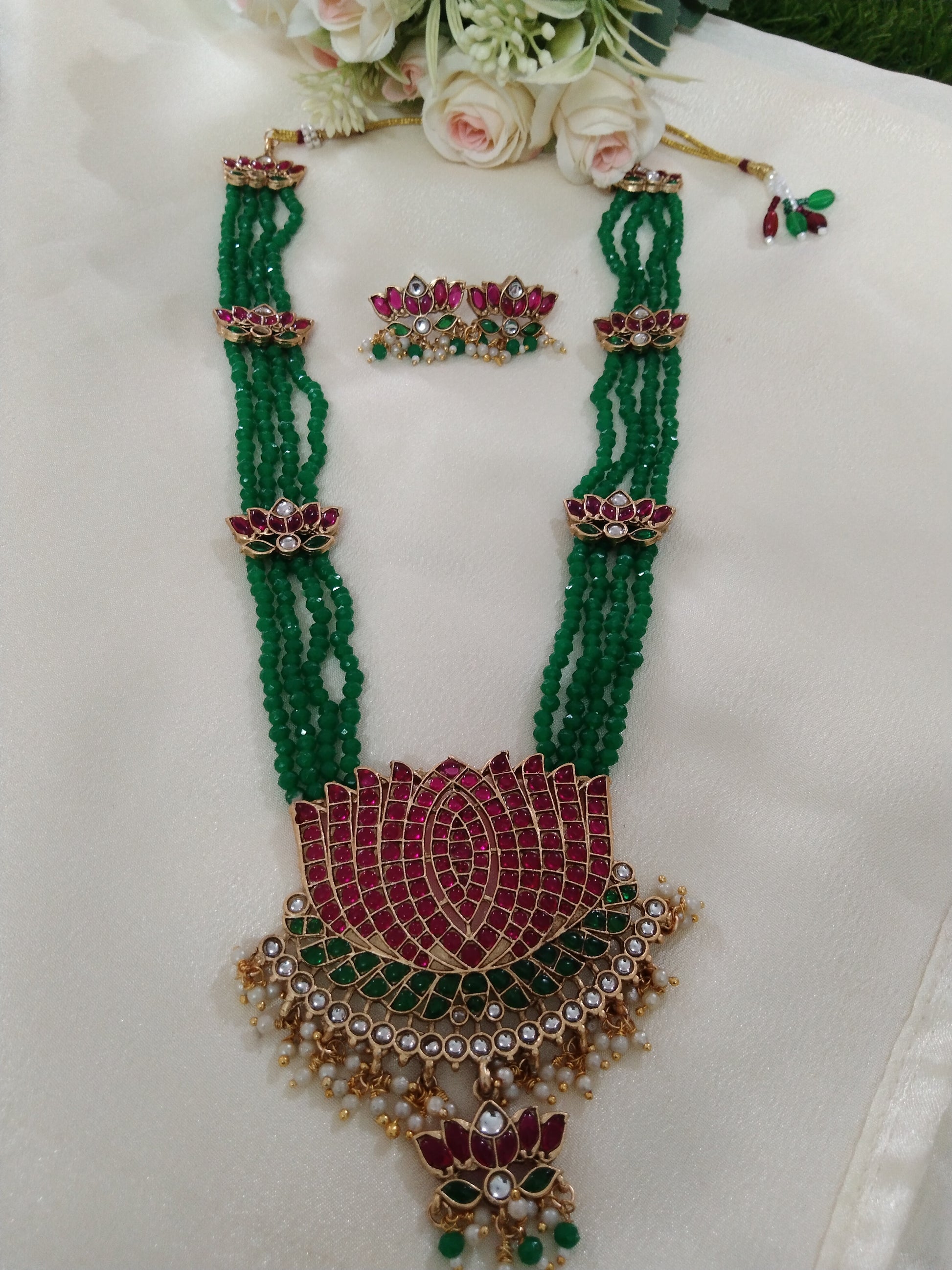 Lotus Kemp Pendant Long Necklace Set