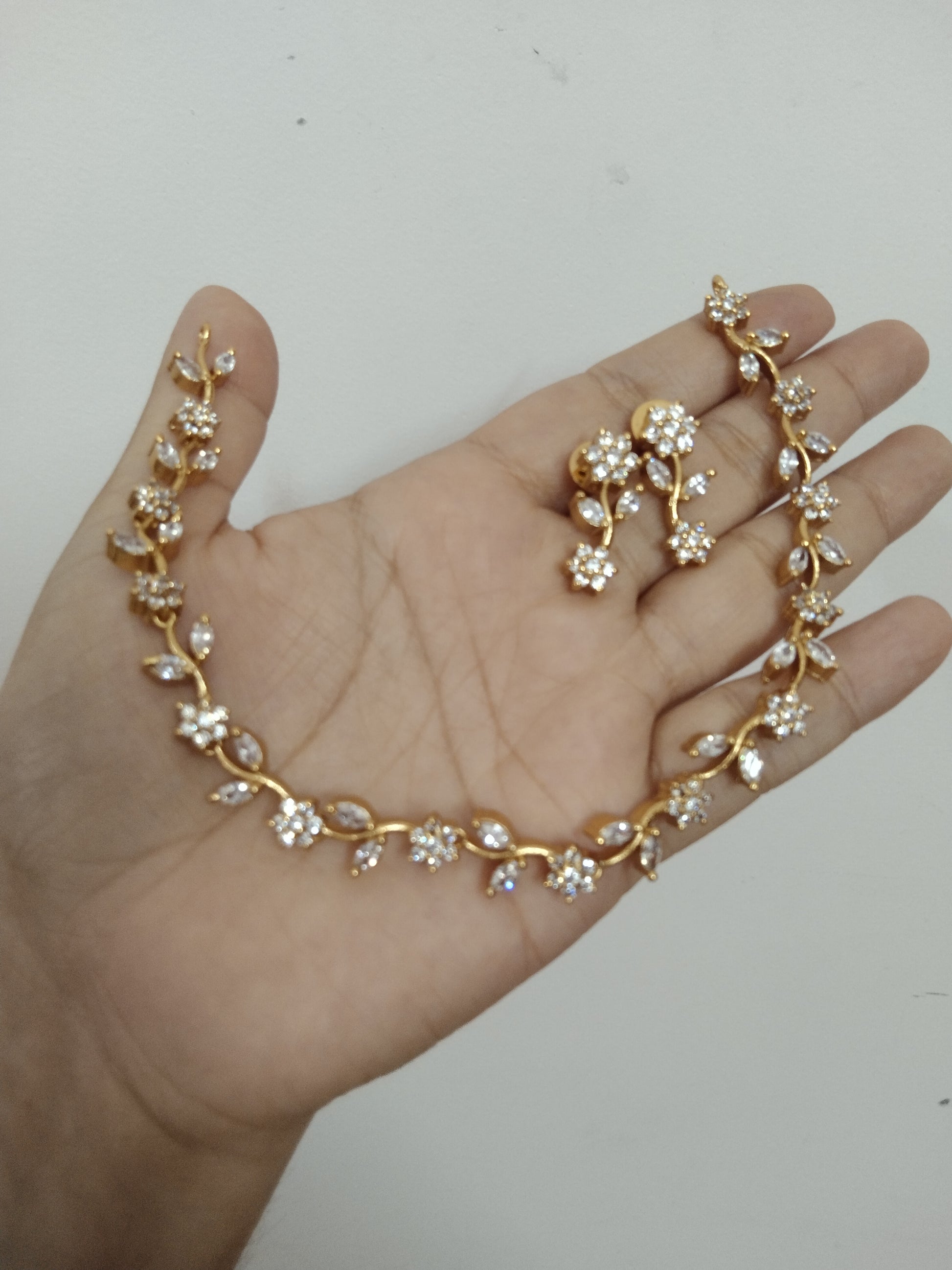Floral Leaf AD Stone Necklace V2