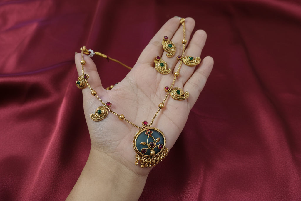 Fusion Enamel Necklace Set
