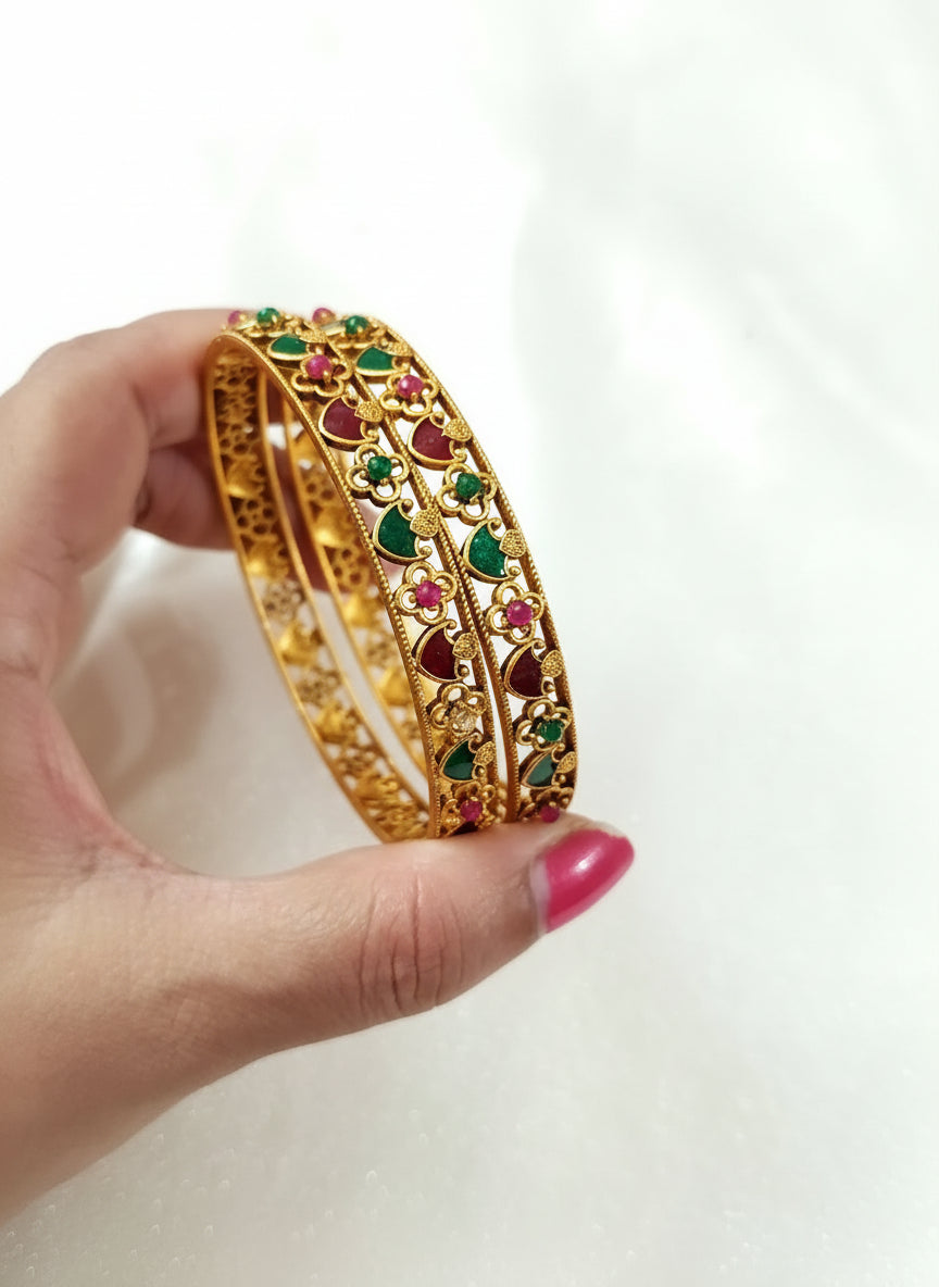 Low Budget Palakka Bangle Set of 2