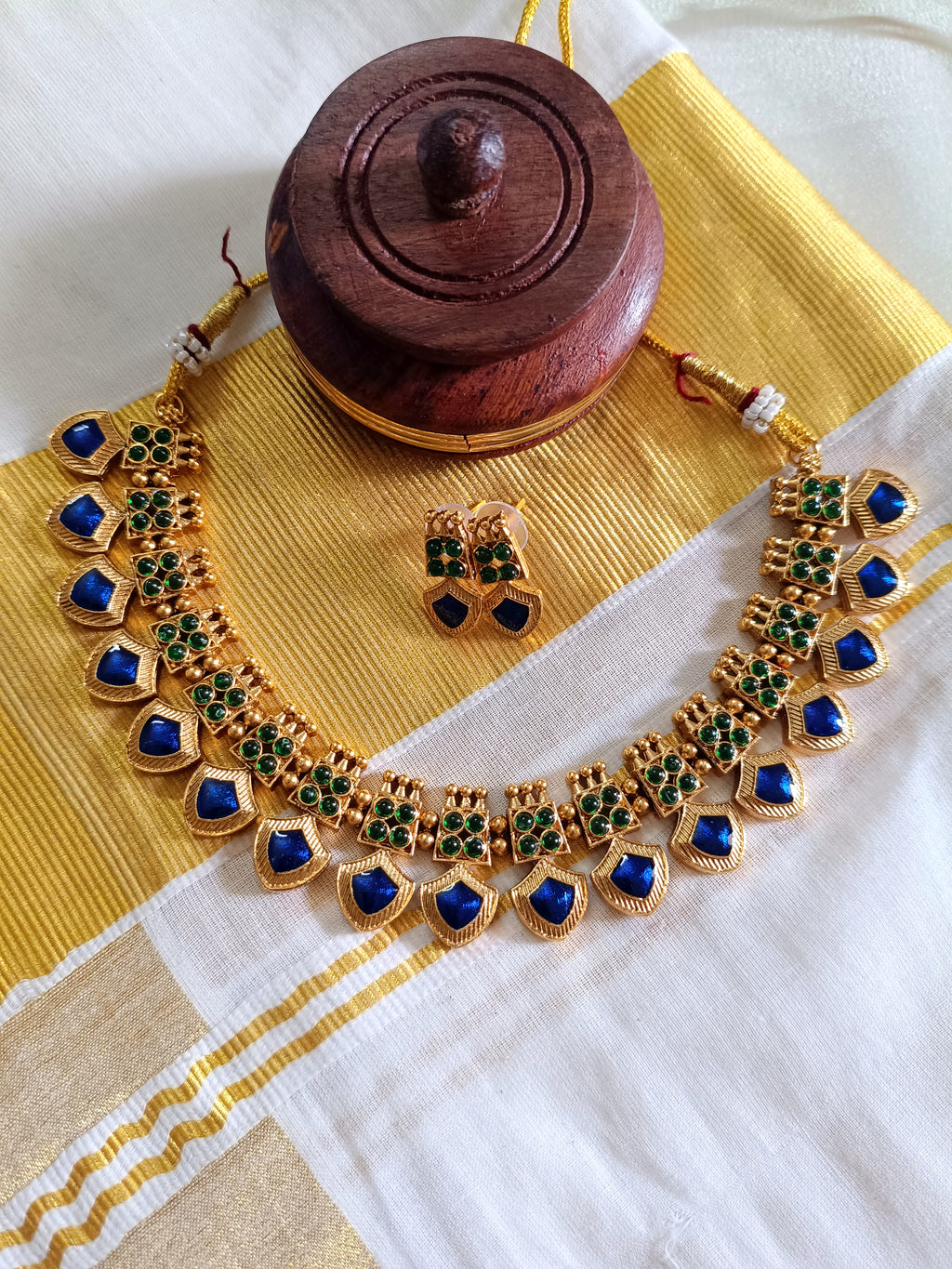 Matte Finish Traditional Palakka Necklace Set