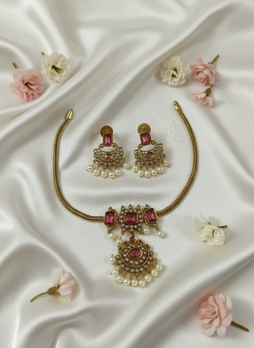 AD Cluster Necklace Set