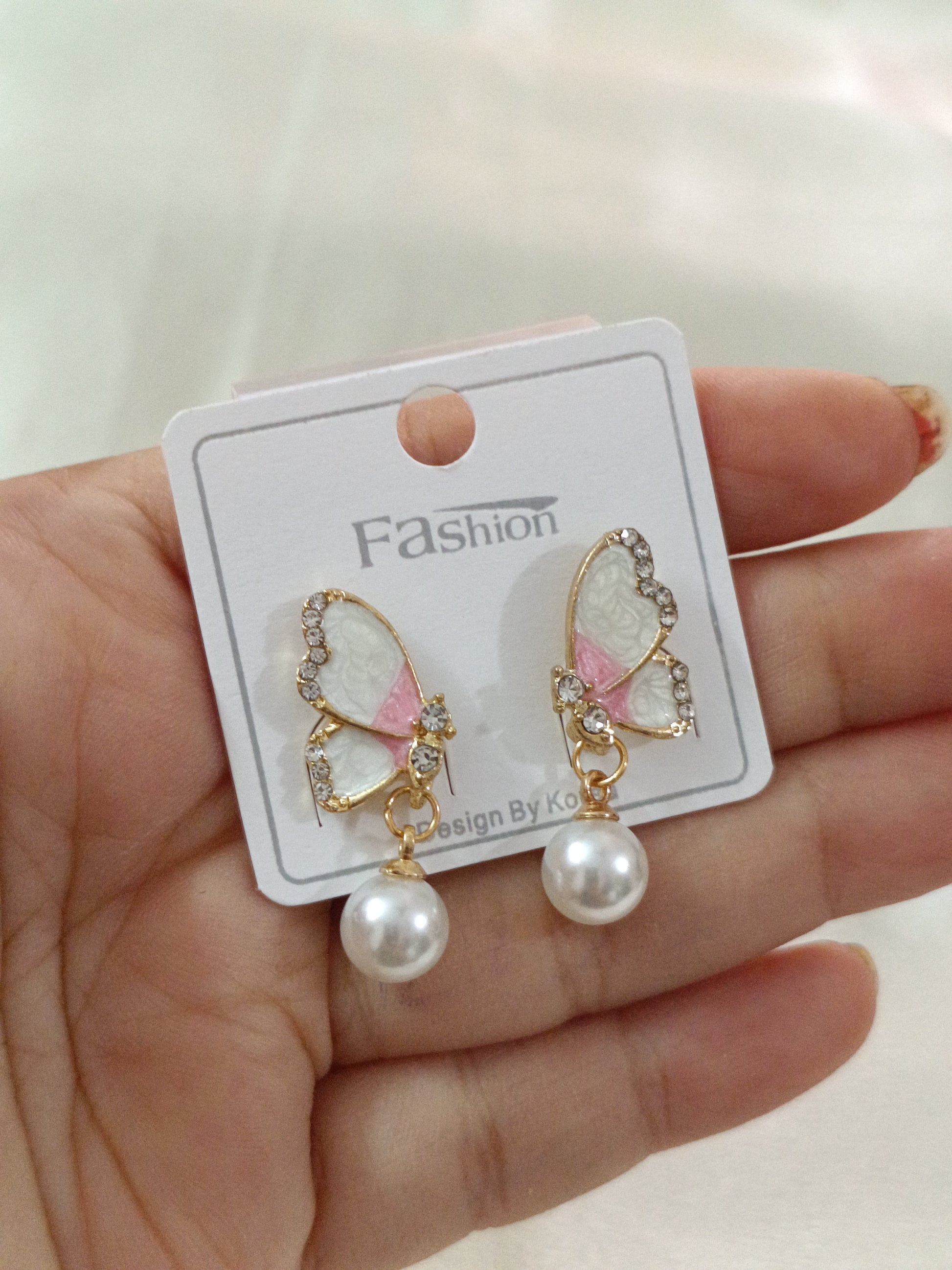Budget Earring V4