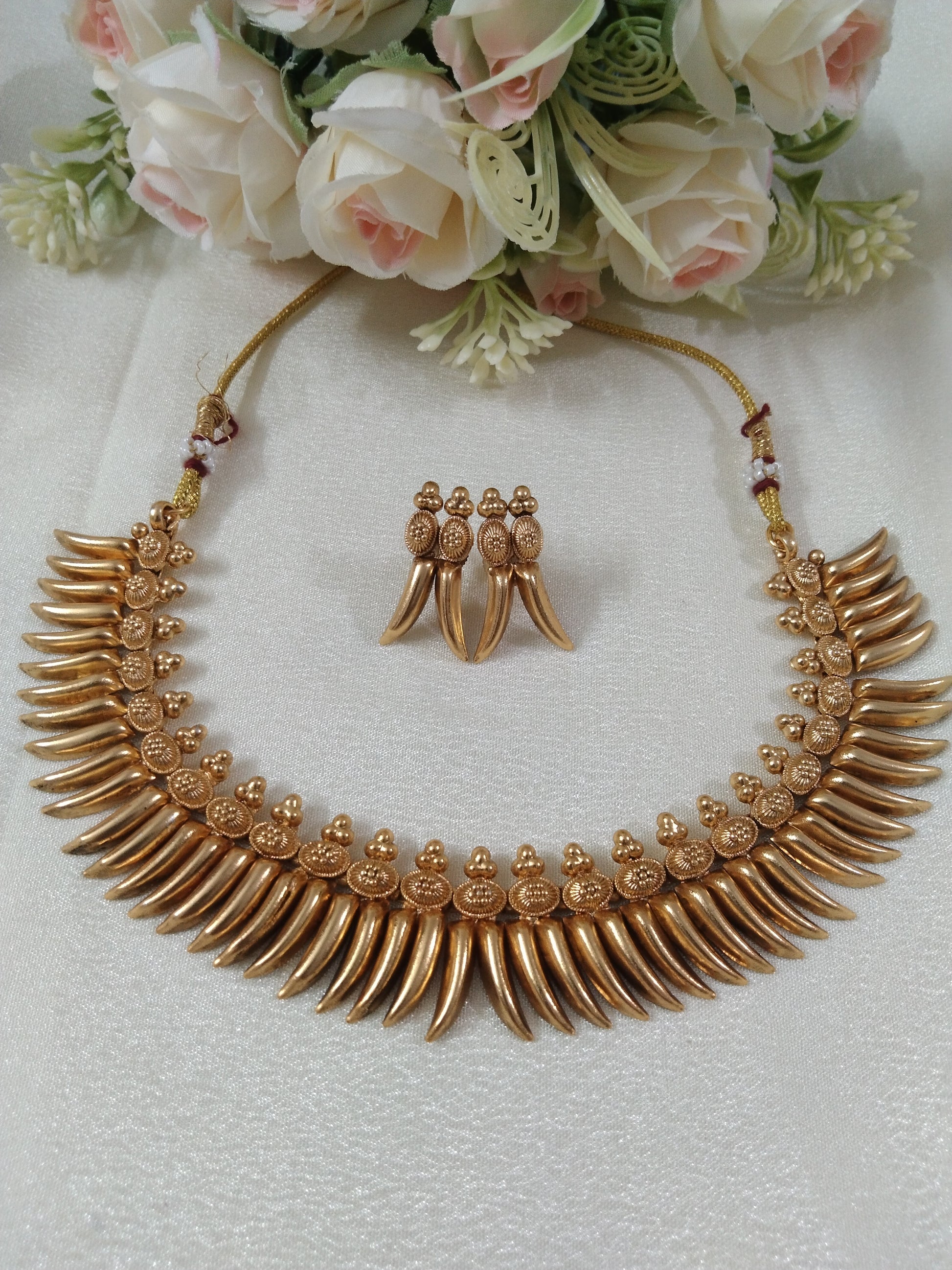 Traditional Mullamottu Necklace set V1