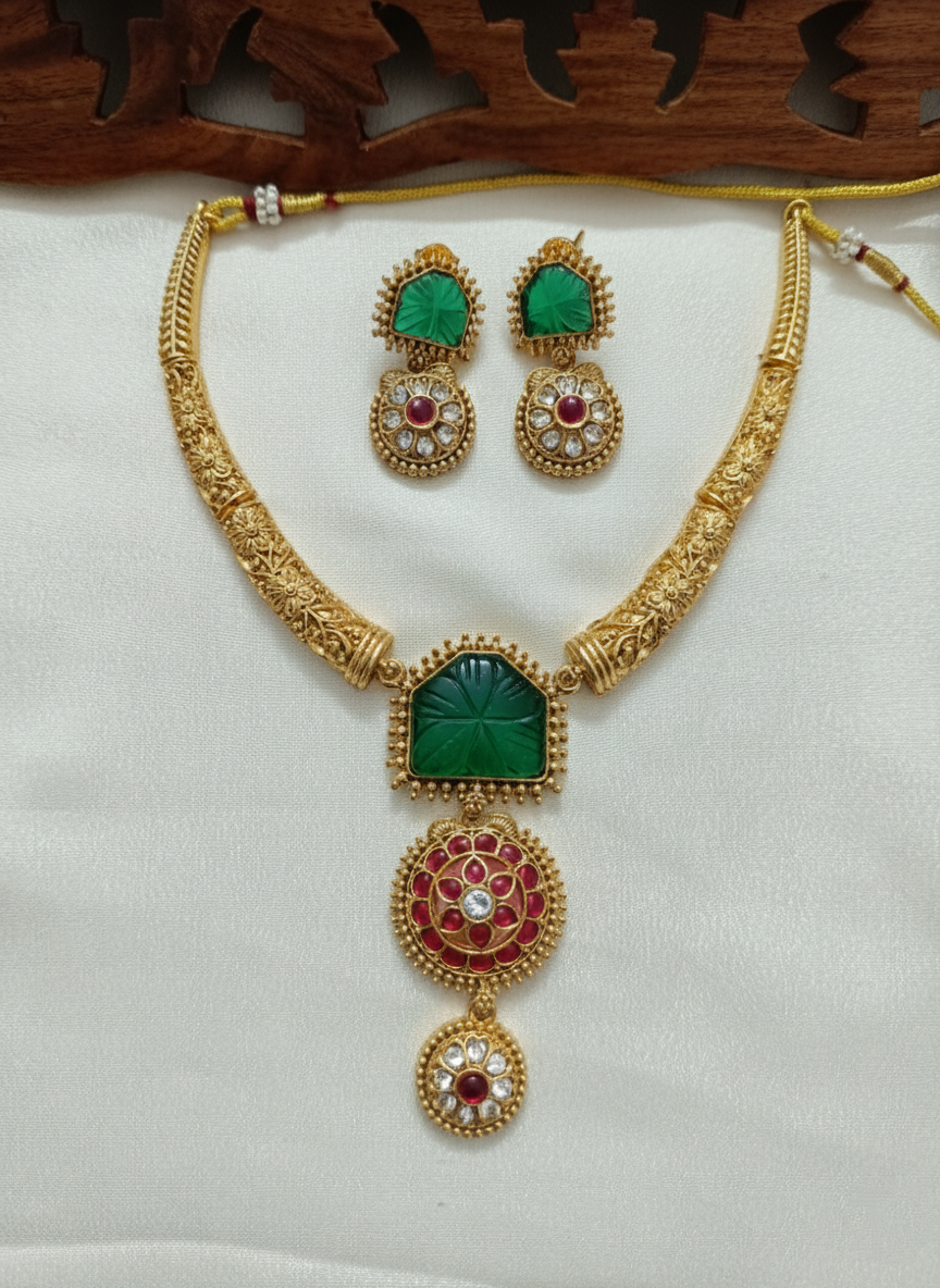 Vrindavan Emerald Necklace Set