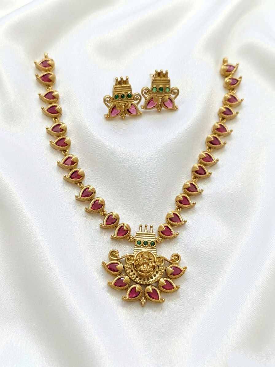 Lakshmi Palakka Manga Necklace Set