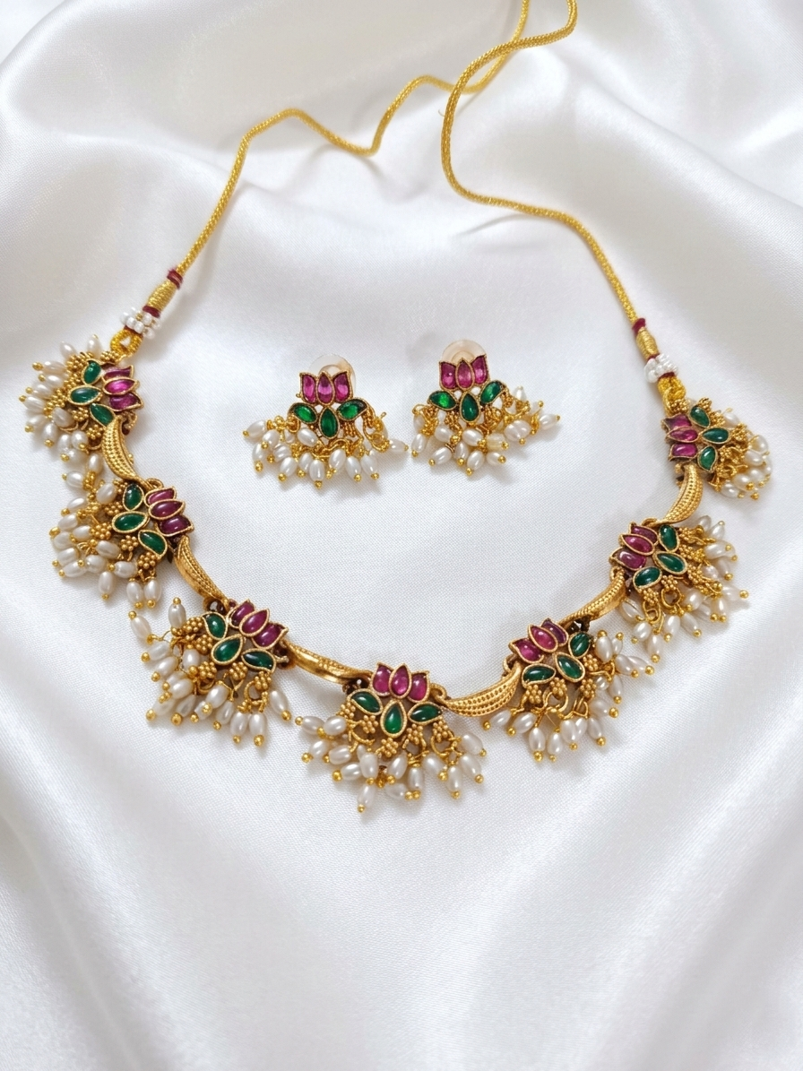 Lotus Halfmoon Necklace Set