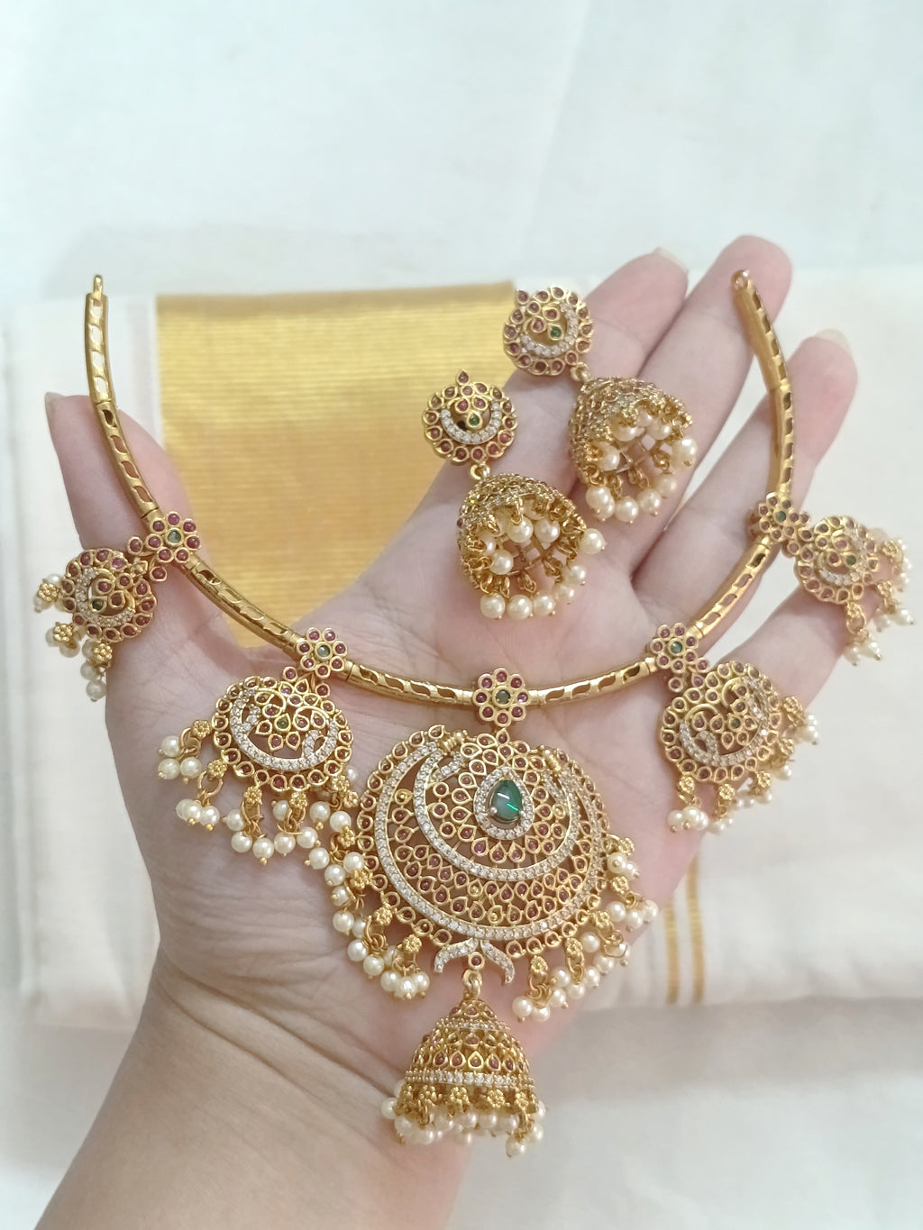 AD Hasli Necklace Set V218
