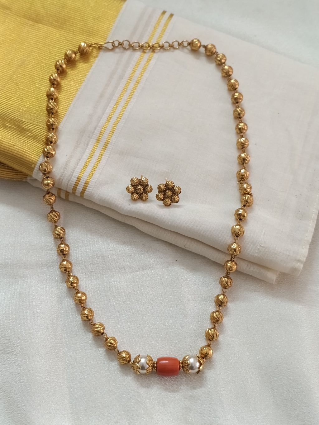 Coral Gold Bead Necklace V242