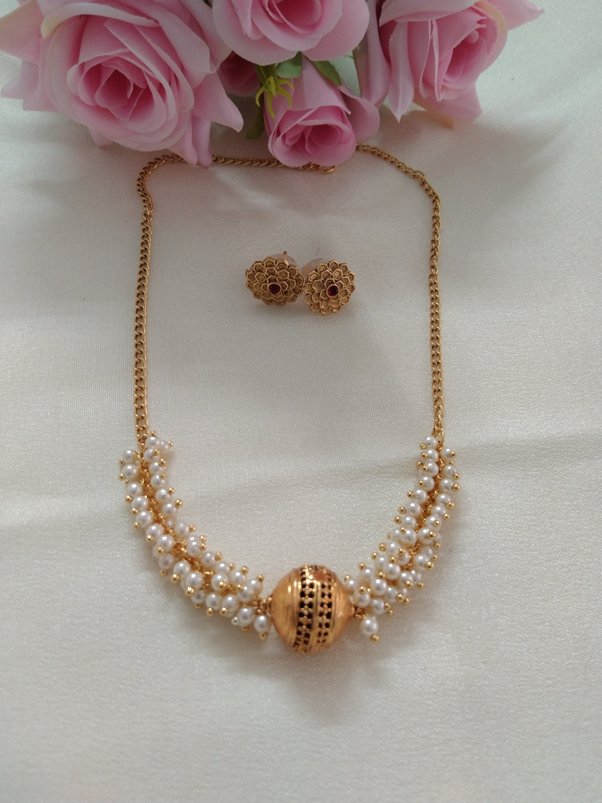 Pearl Necklace Set