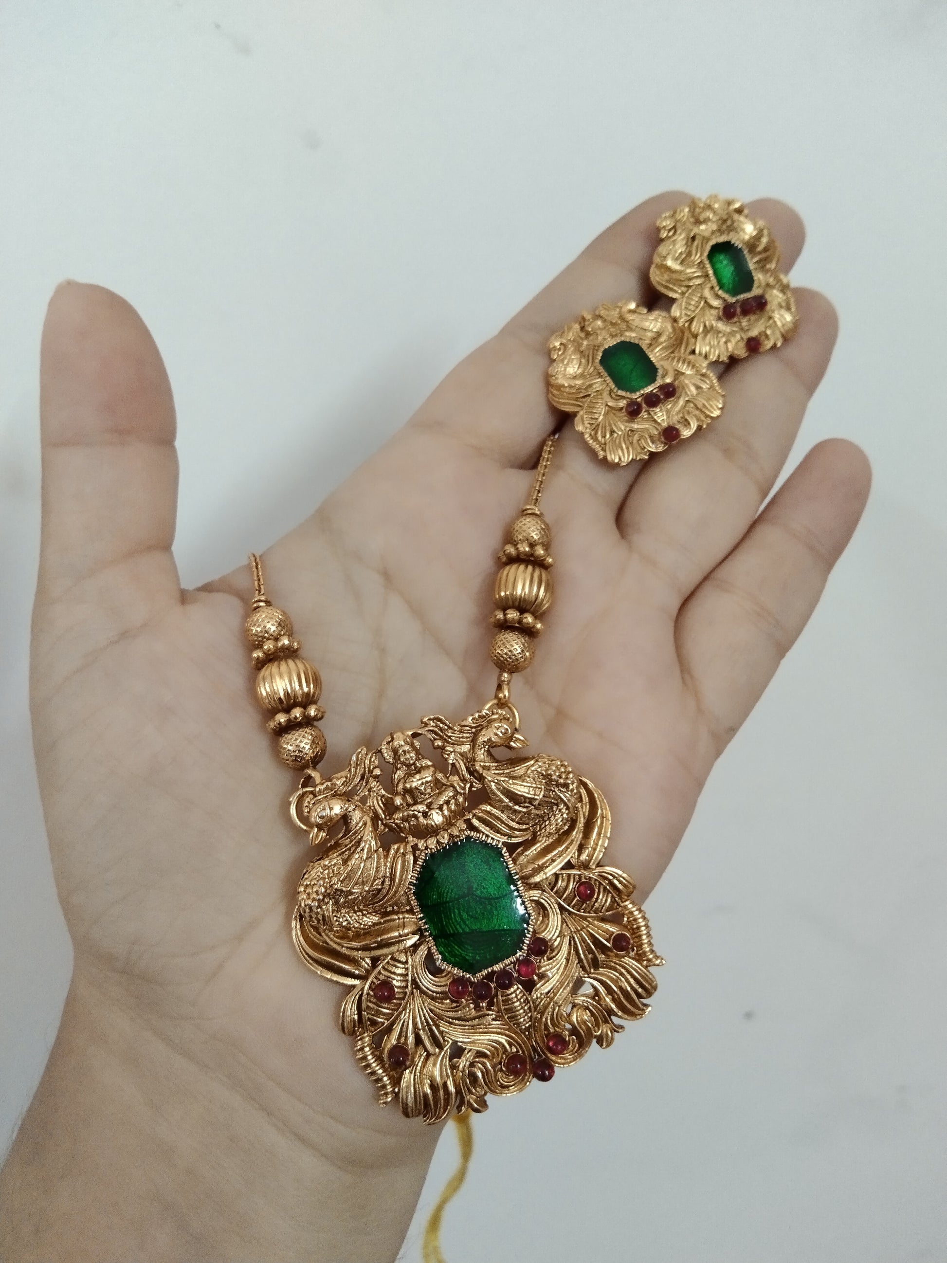 Lakshmi Palakka pendant Necklace set