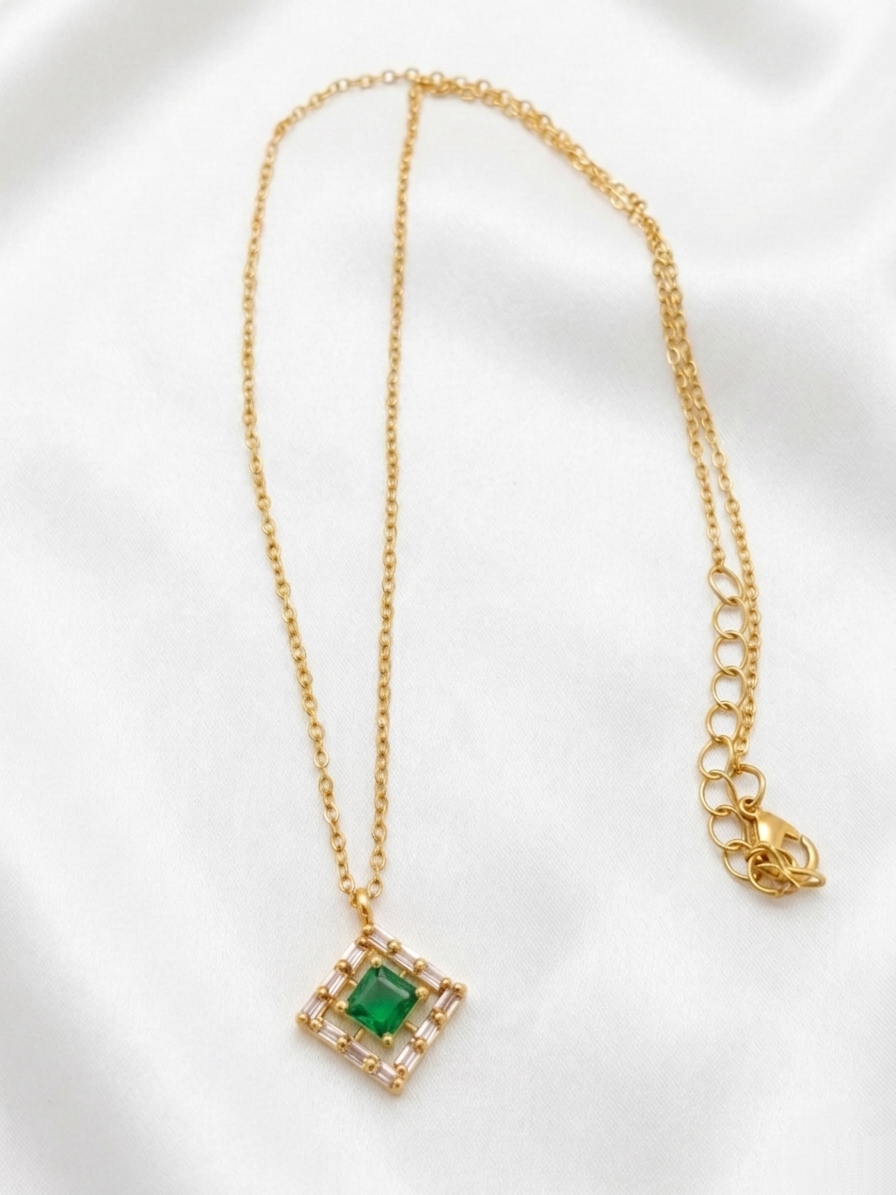 AD Square Pendant Necklace Set