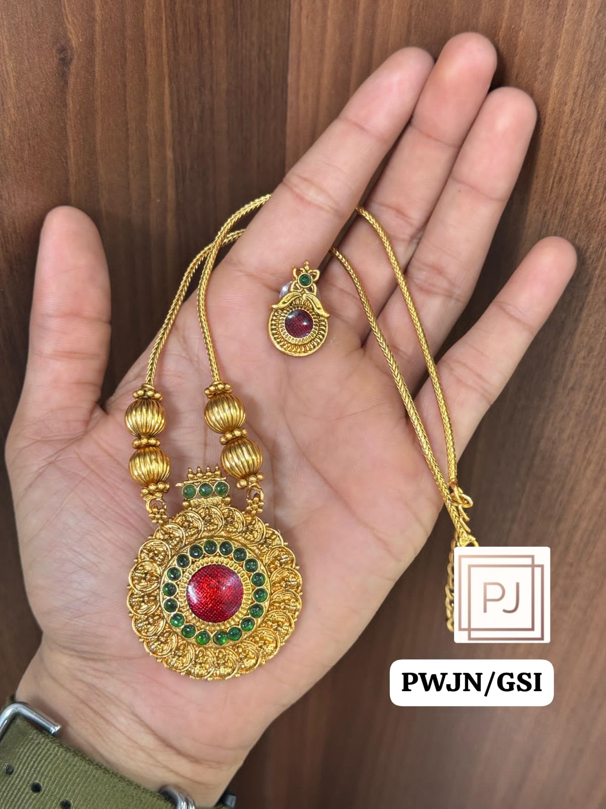 Floral Ruby Palakka pendant Necklace Set