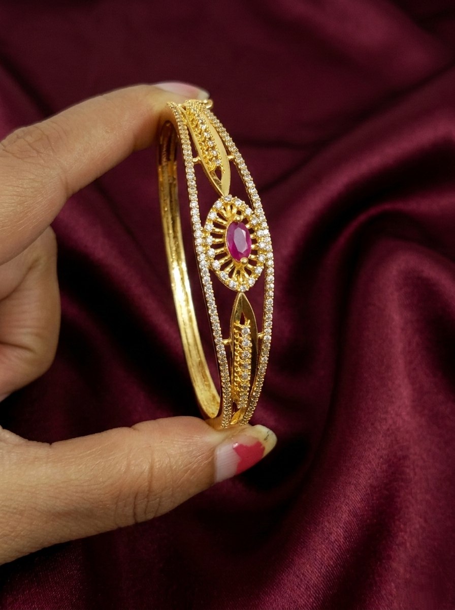 AD Open Bangle V10