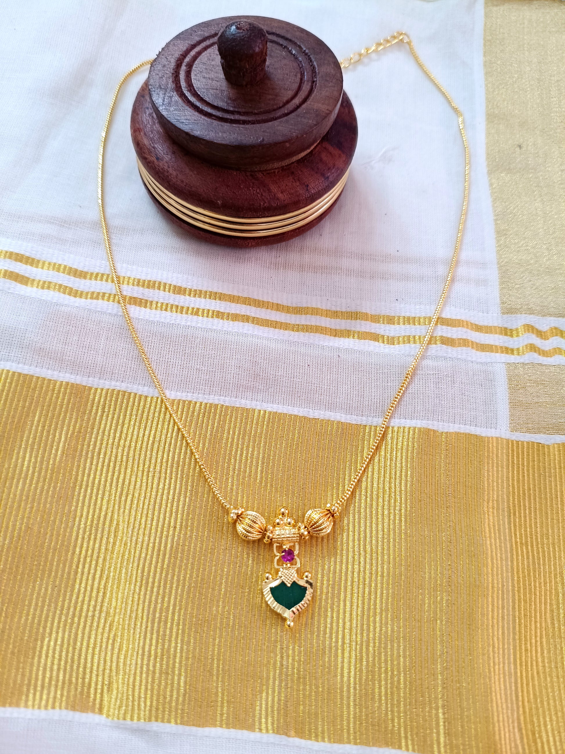 Micro Polish Simple Palakka Pendant Mid Long Necklace