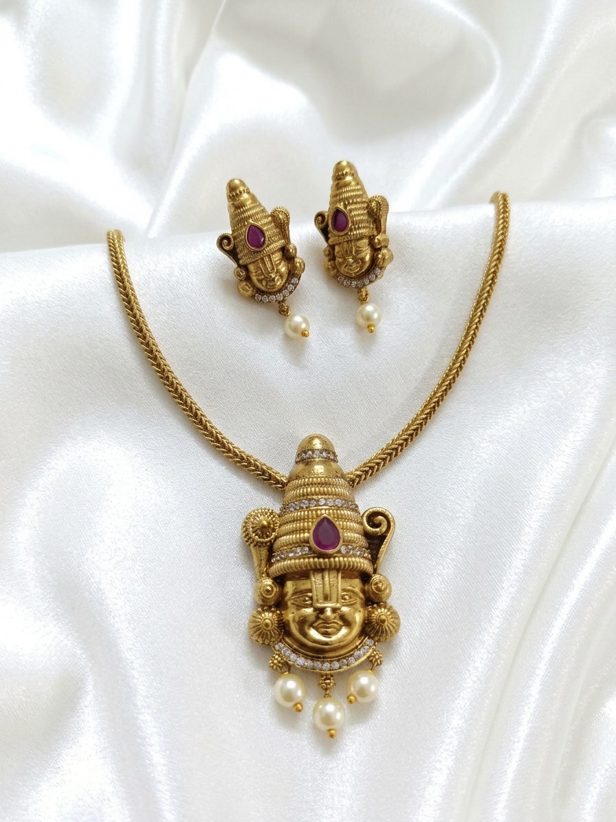 Balaji Pendant Necklace Set