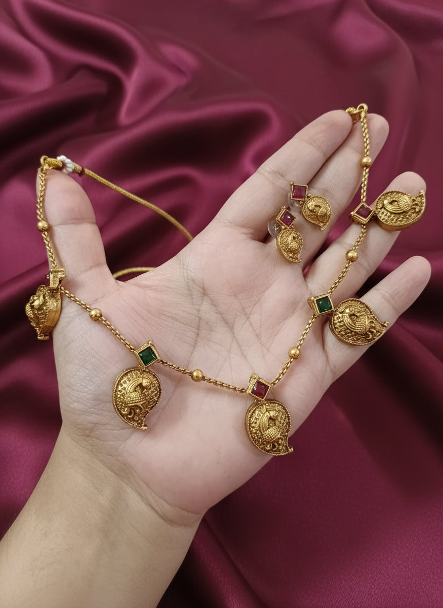 Matte Finish Mango Pendant Chain Necklace Set V3