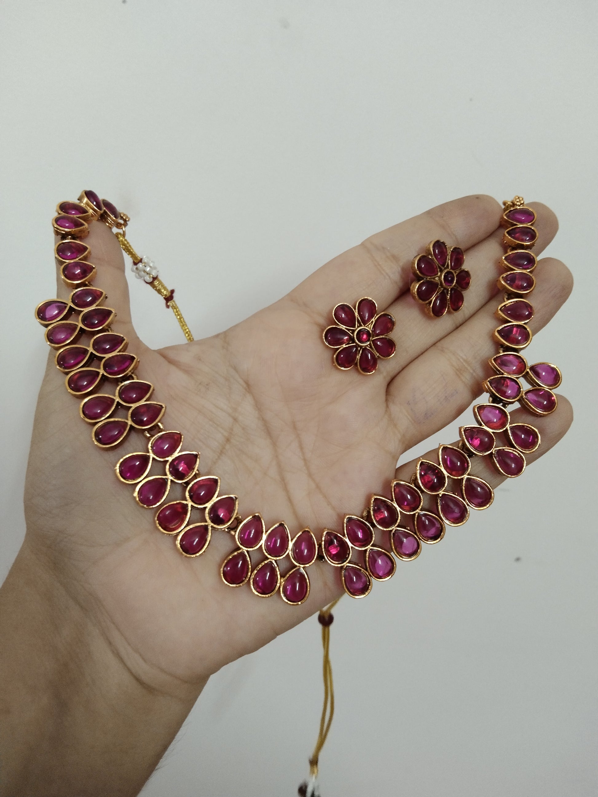 Floral Petal Necklace V1