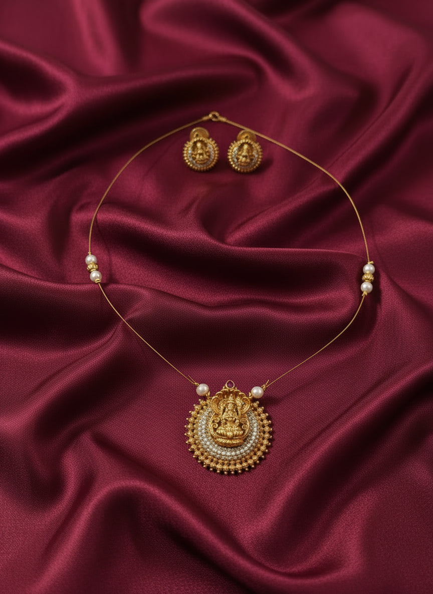Lakshmi AD Pendant Invisible Chain Set