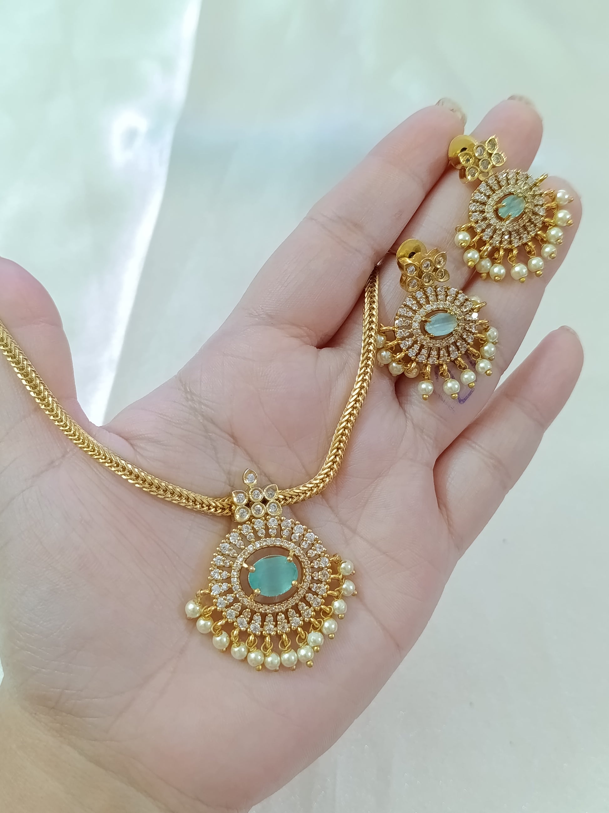 AD Stone Necklace Set V40