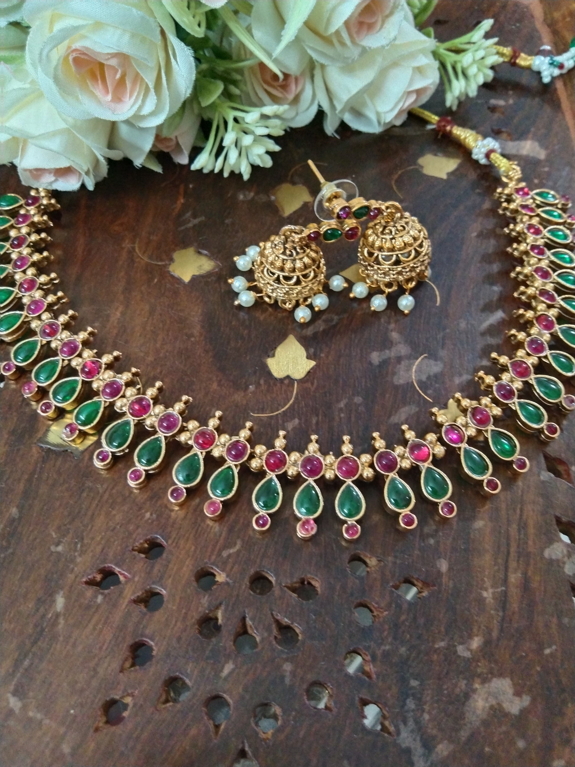 Floral Necklace V1