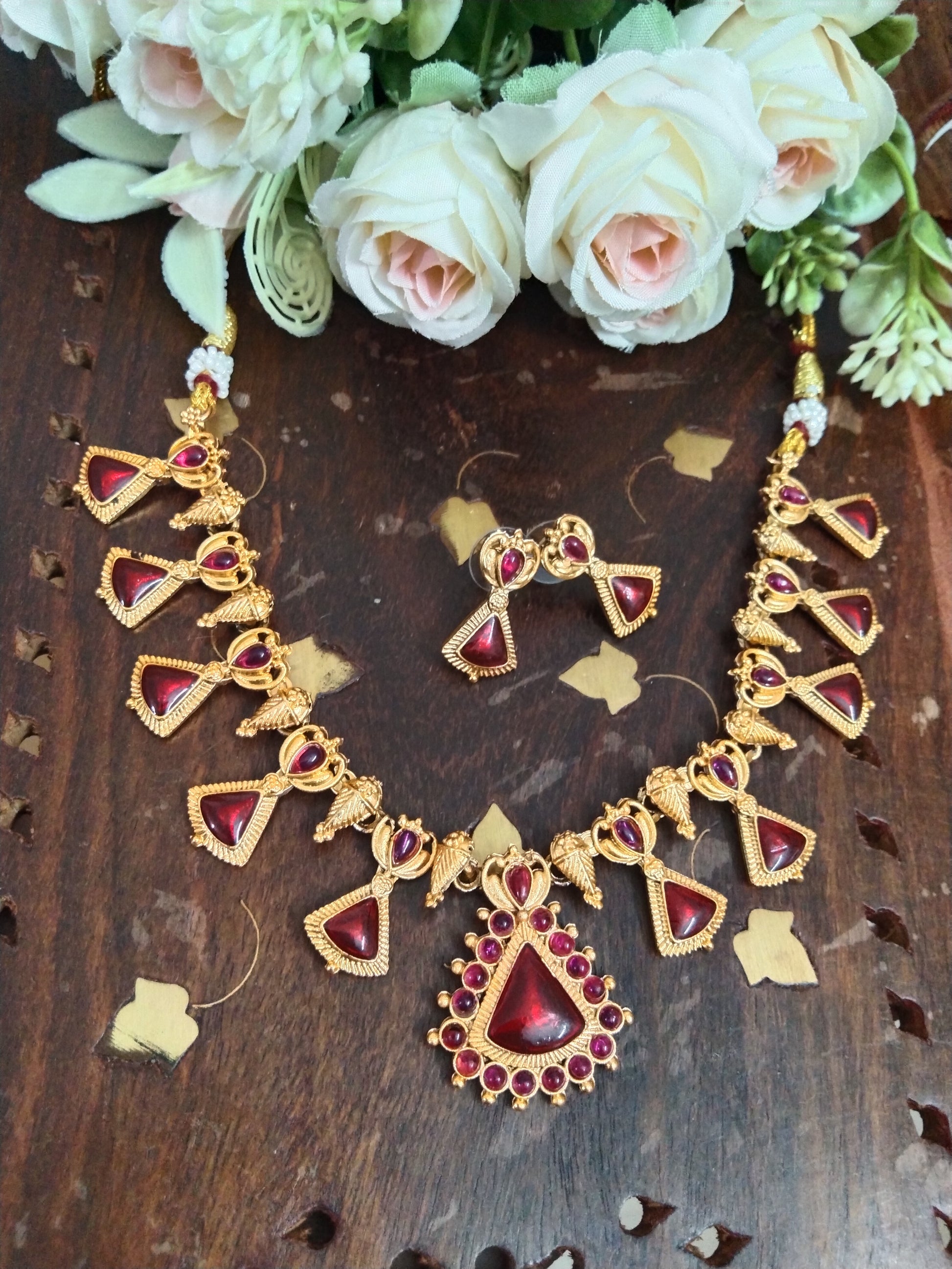 Palakka Necklace V9