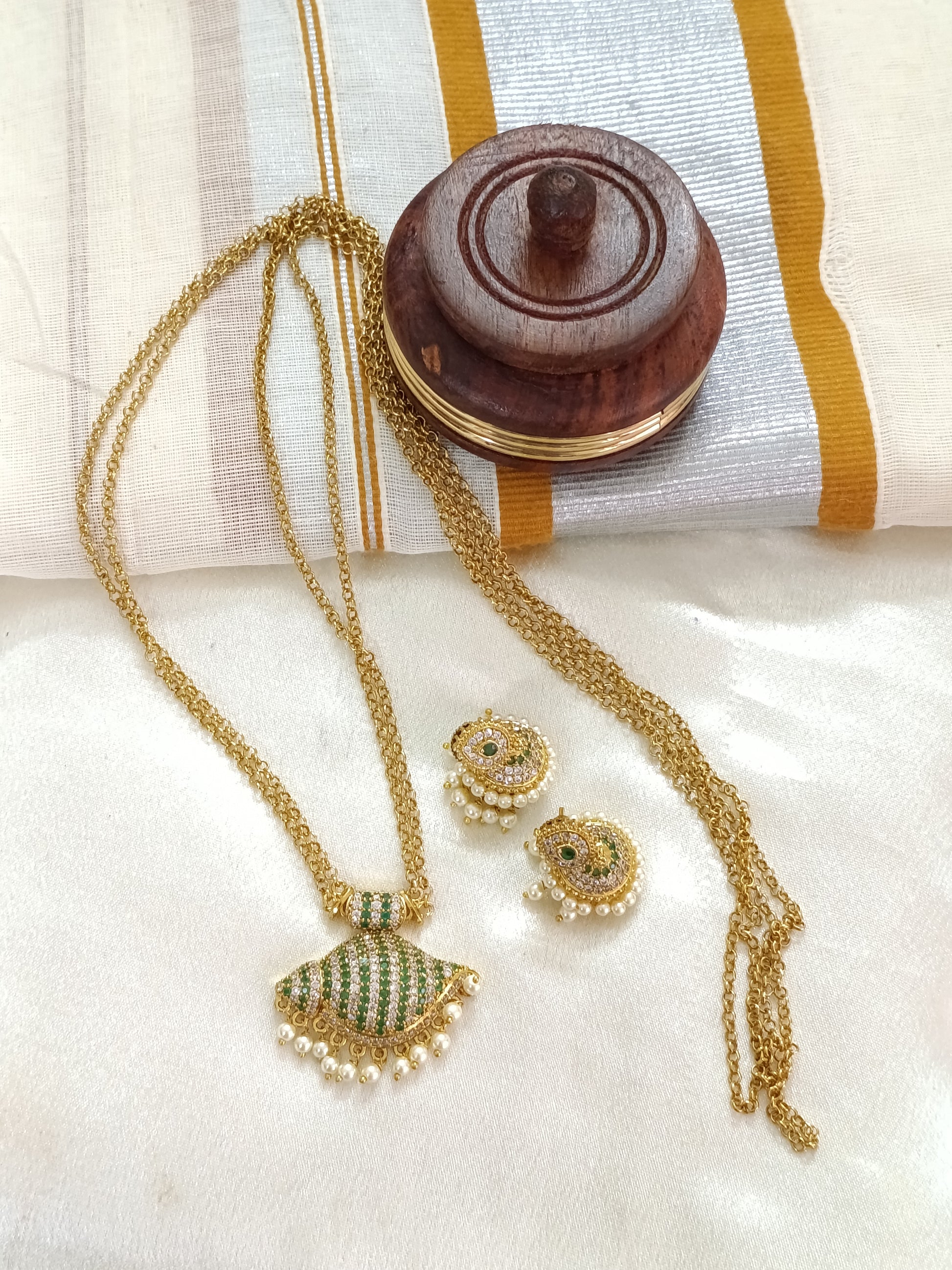 AD Pendant Mid Long Necklace Set V3