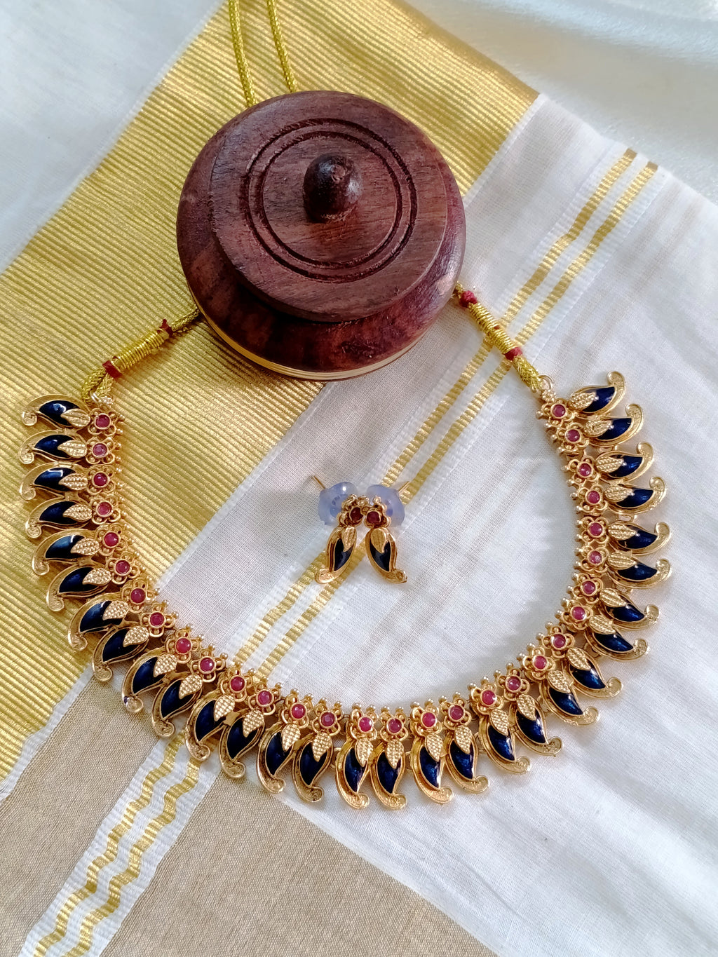 Matte Finish Palakka Mango Necklace Set