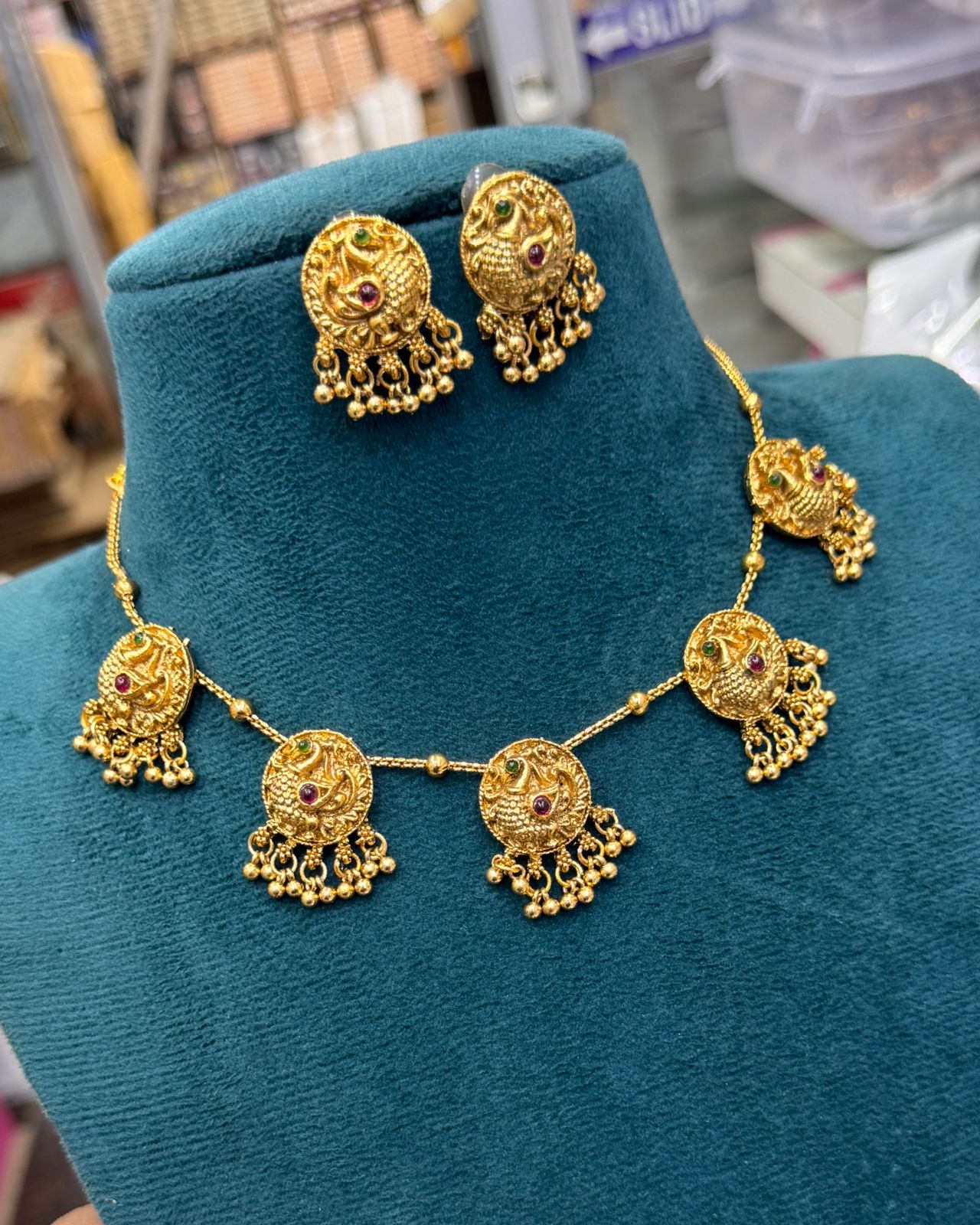 Matte Finish Fusion Peacock Necklace set
