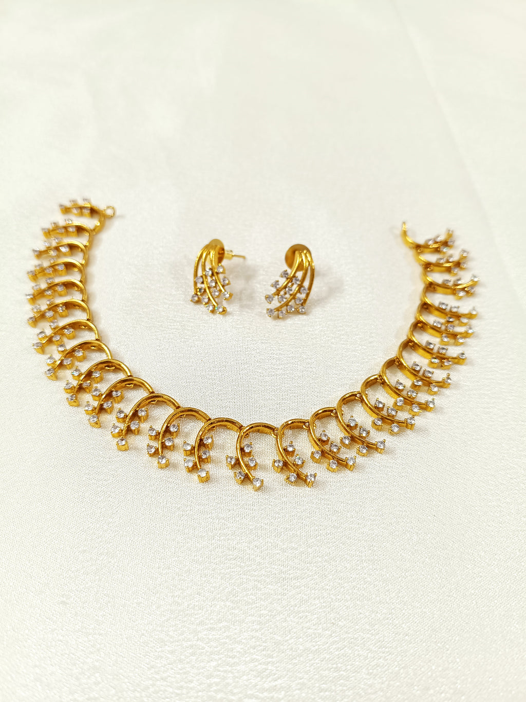 AD Droplet Necklace Set