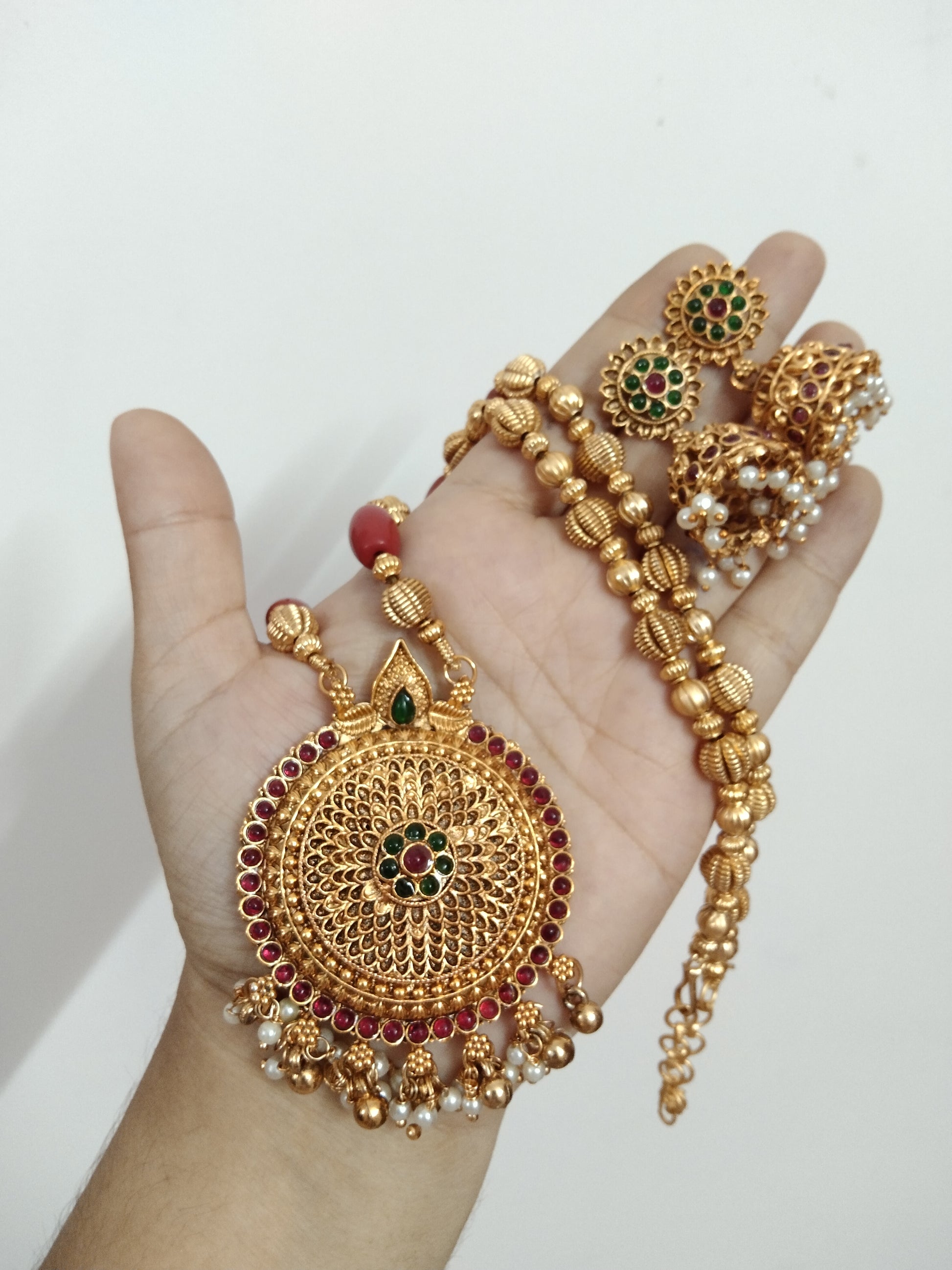 Non idol Long Necklace with Coral Beads