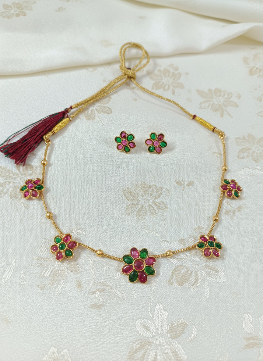Budget Flower Necklace Set