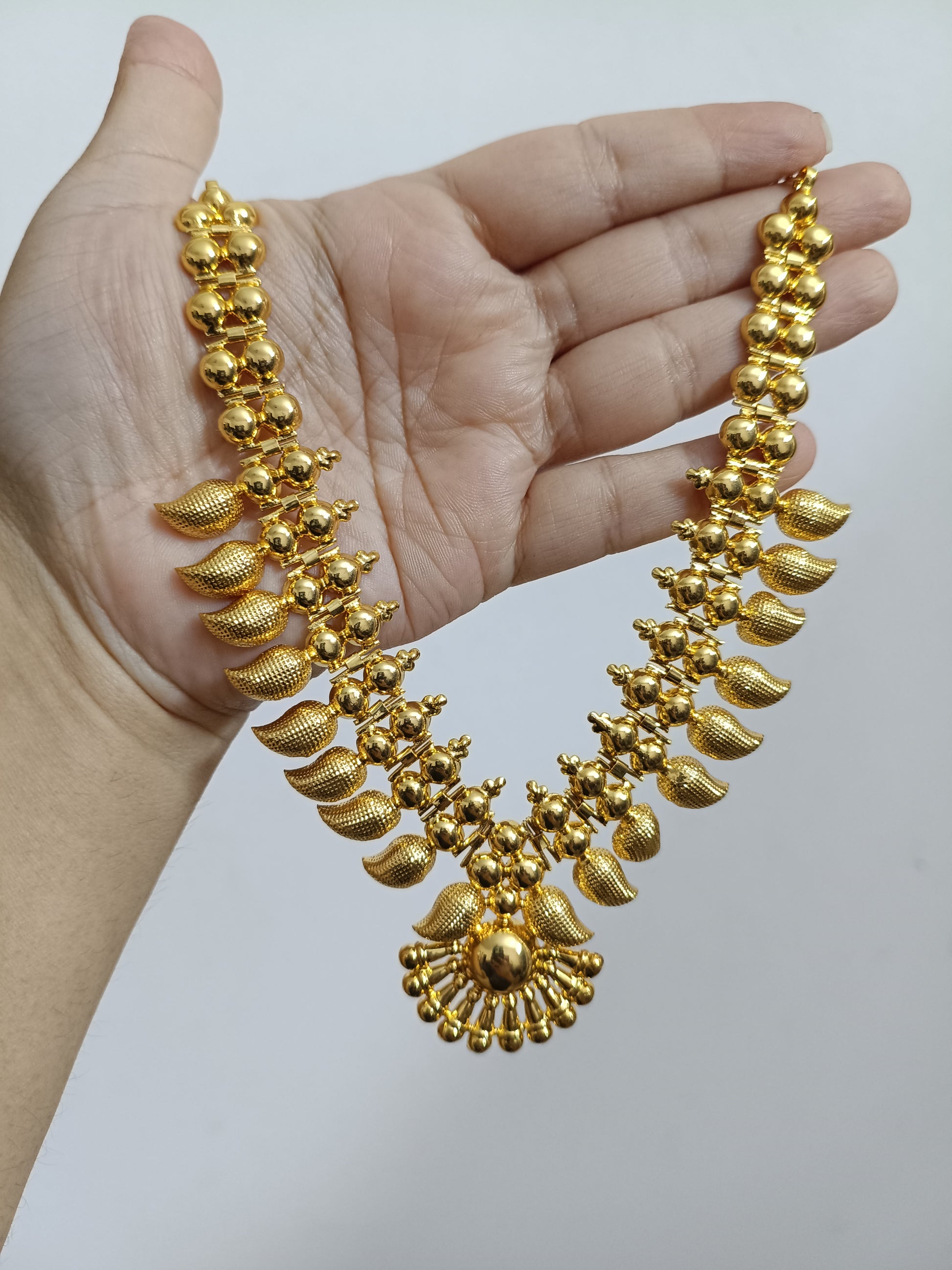 Micro Polish Mango Necklace V1